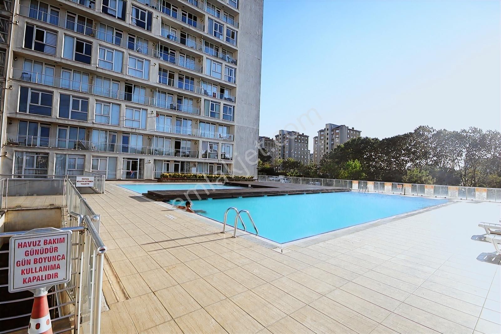 Dumankaya Adres Eşyalı Havuz Manzaralı 1+0 Fırsat Daire (boş)