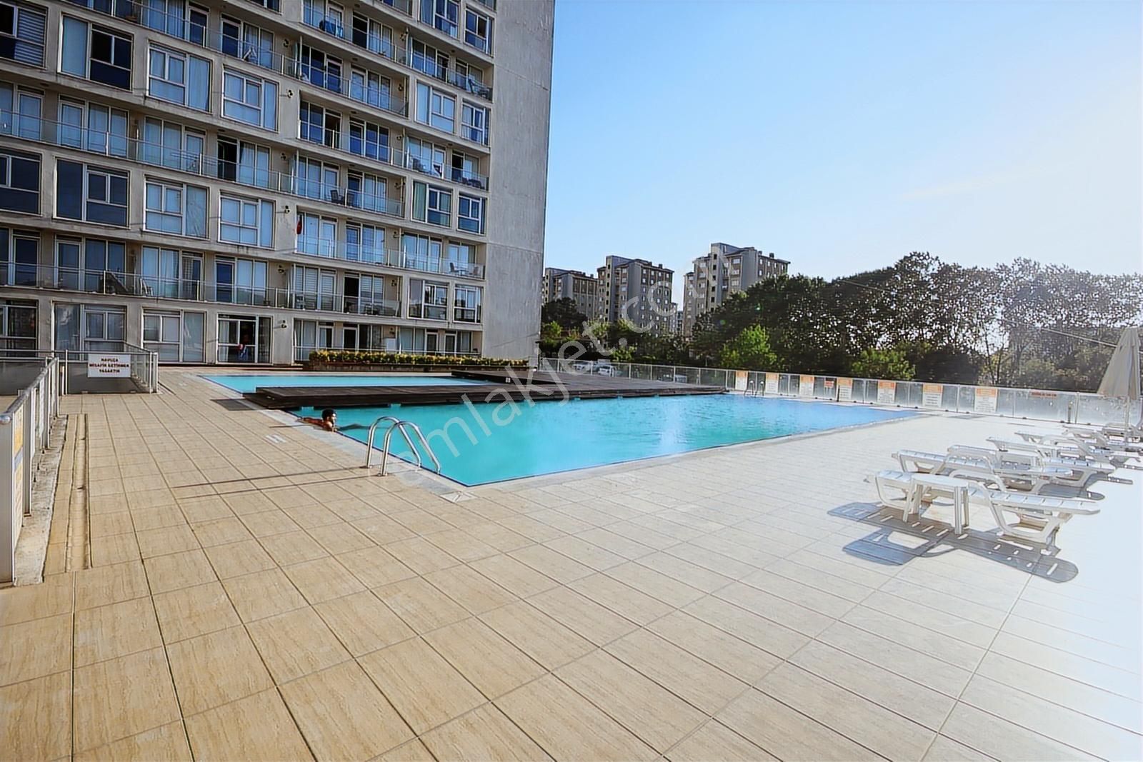 Dumankaya Adres Eşyalı Havuz Manzaralı 1+0 Fırsat Daire (boş) - Görsel 3