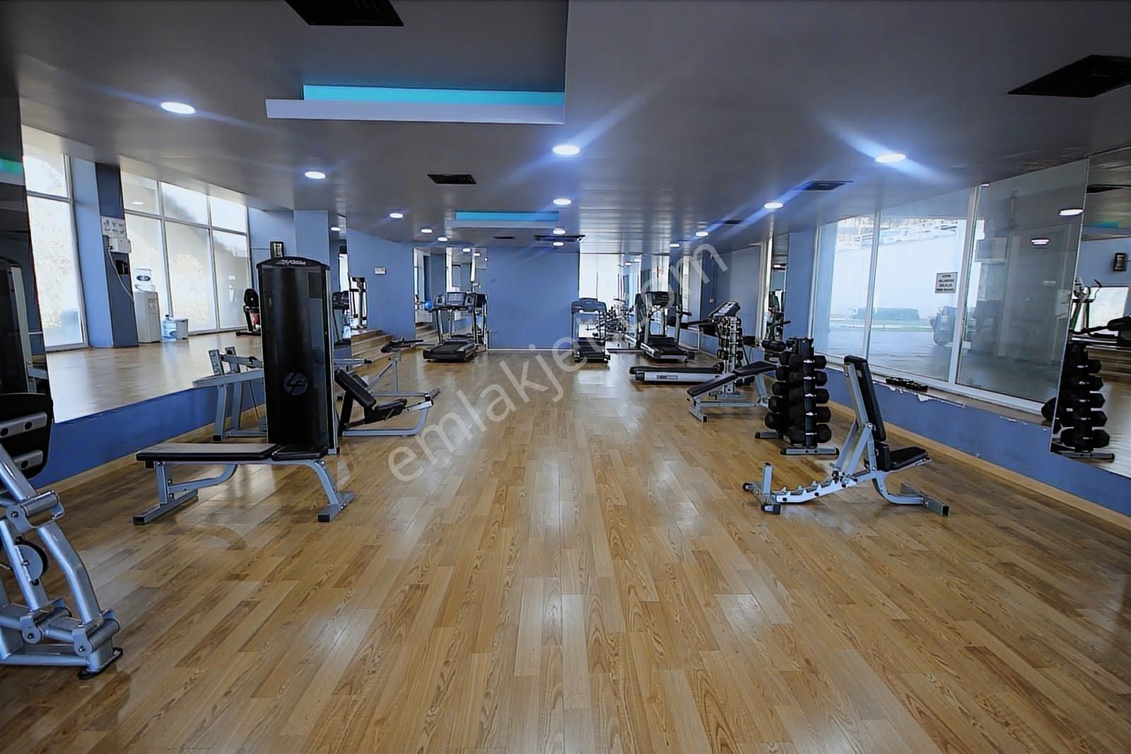 Dumankaya Adres Eşyalı Havuz Manzaralı 1+0 Fırsat Daire (boş) - Görsel 22