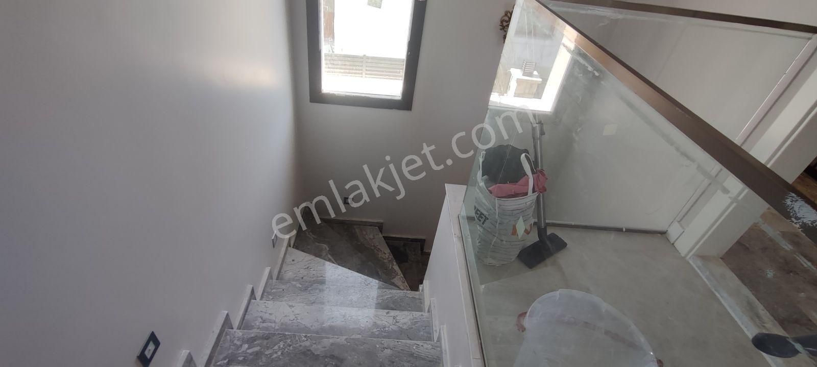 Eko Emlaktan Deniz Manzaralı Havuzlu Sıfır Lüks Villa - Görsel 13