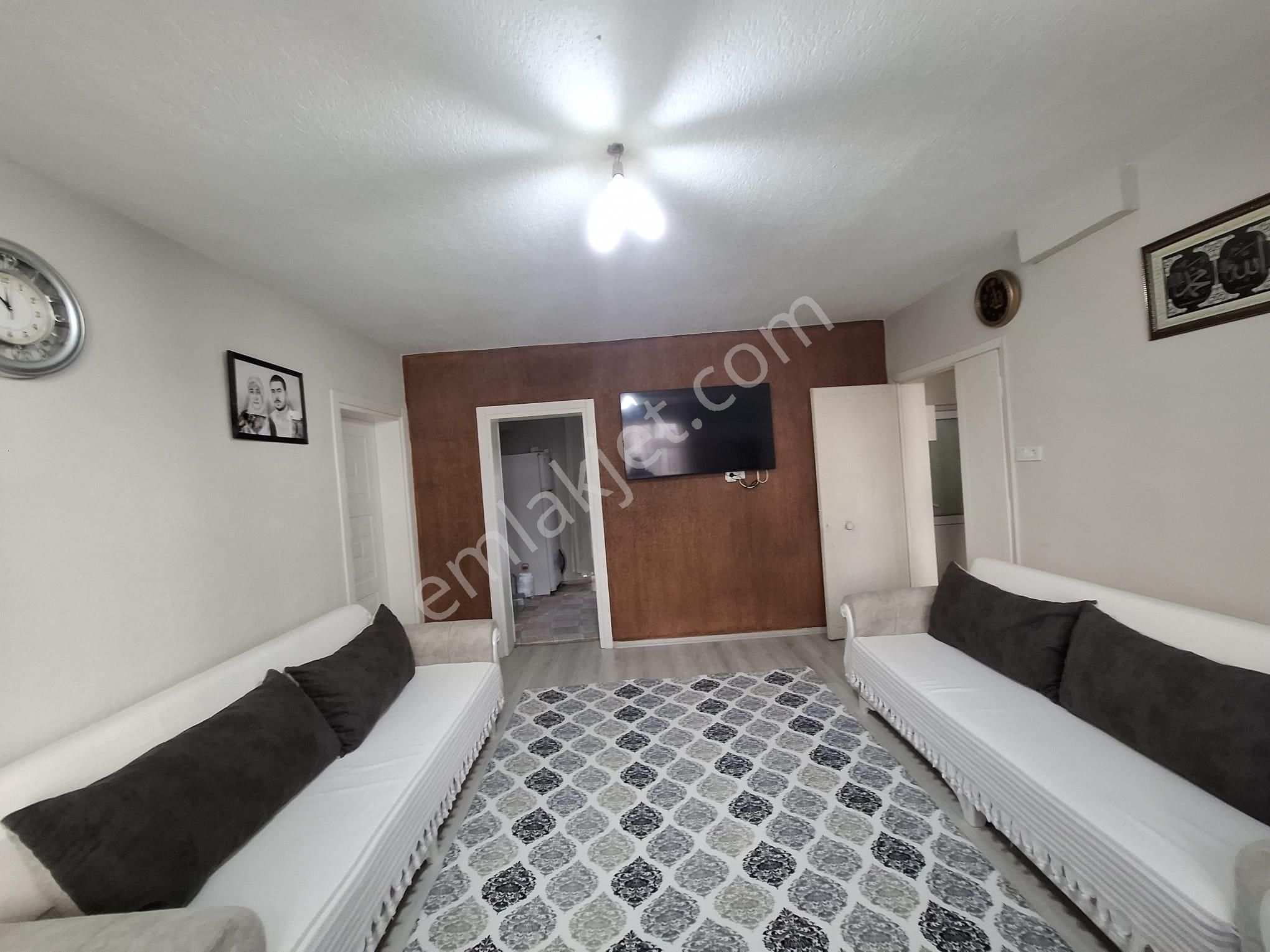 Akman'dan Kadıköyde Doğalgazlı İki Katlı Bahçeli Müstakil Ev - Görsel 21