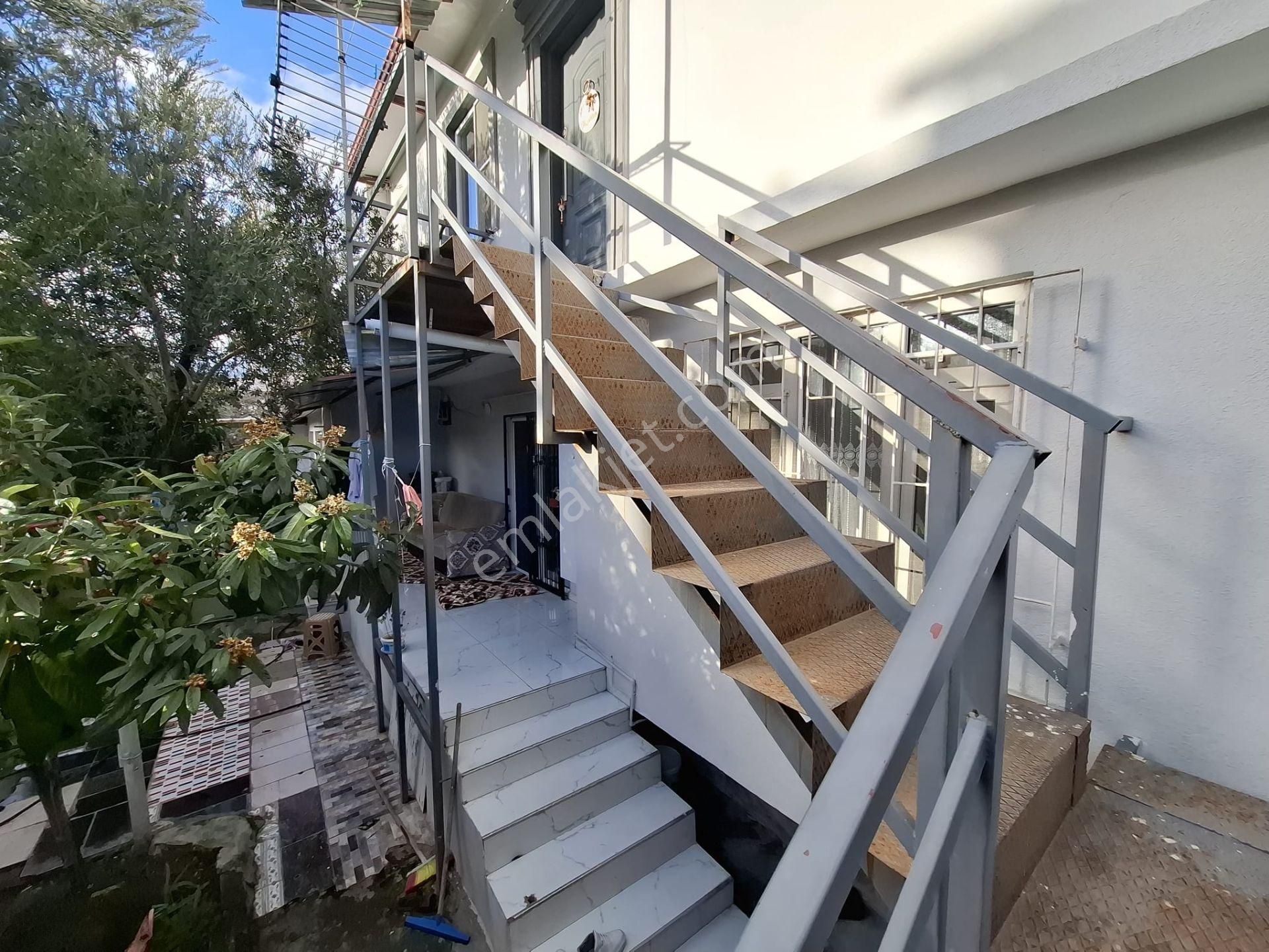 Akman'dan Kadıköyde Doğalgazlı İki Katlı Bahçeli Müstakil Ev - Görsel 16