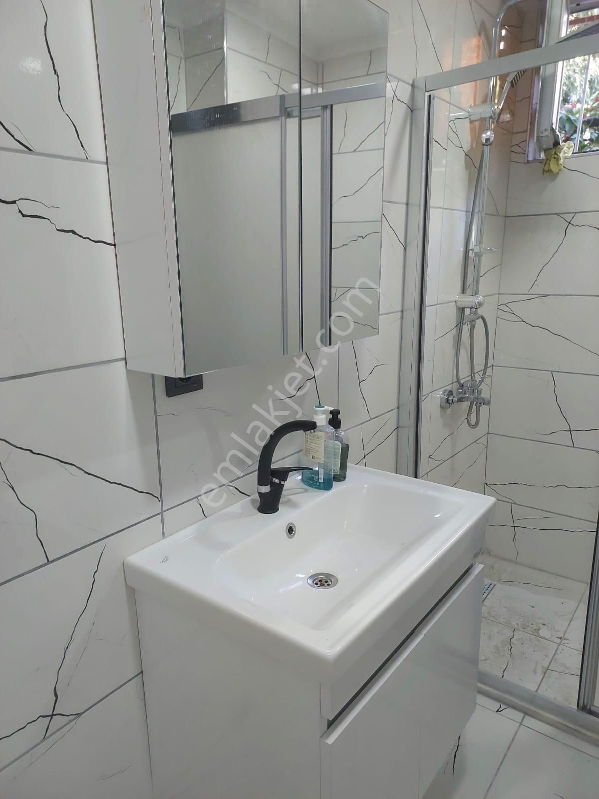 Guller Pinari Mahallesi Denize Yakin Satılık 2+1 Daire - Görsel 2