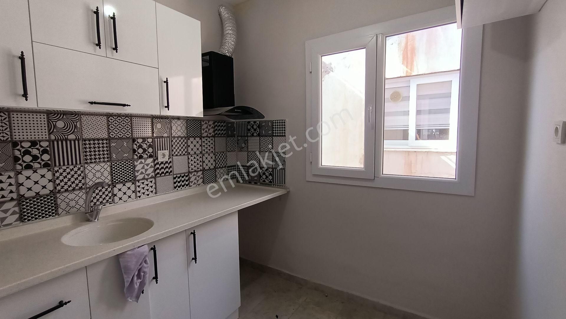 İnönü Cad.necati Bey İlkokulun Karşısı 3+1 Kiralık Daire - Görsel 8