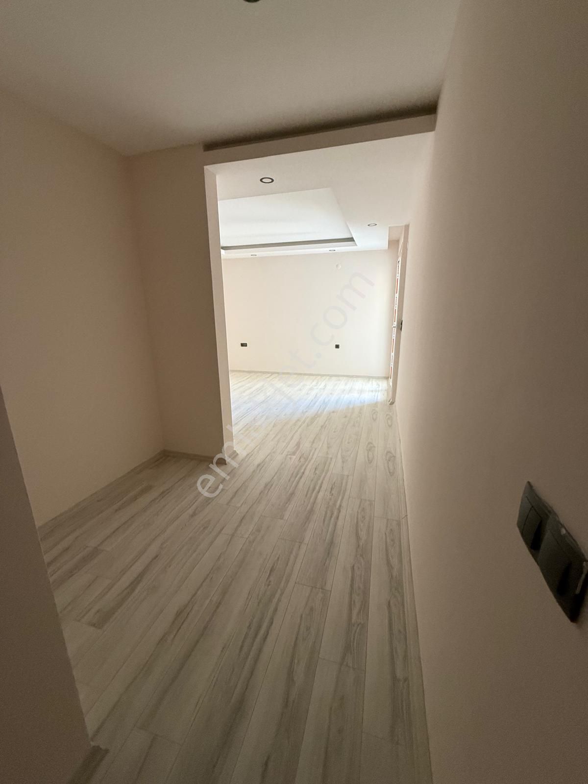 Kapalı Otoparklı, Havuzlu Sitede Sıfır 2+1 Daire - Görsel 8