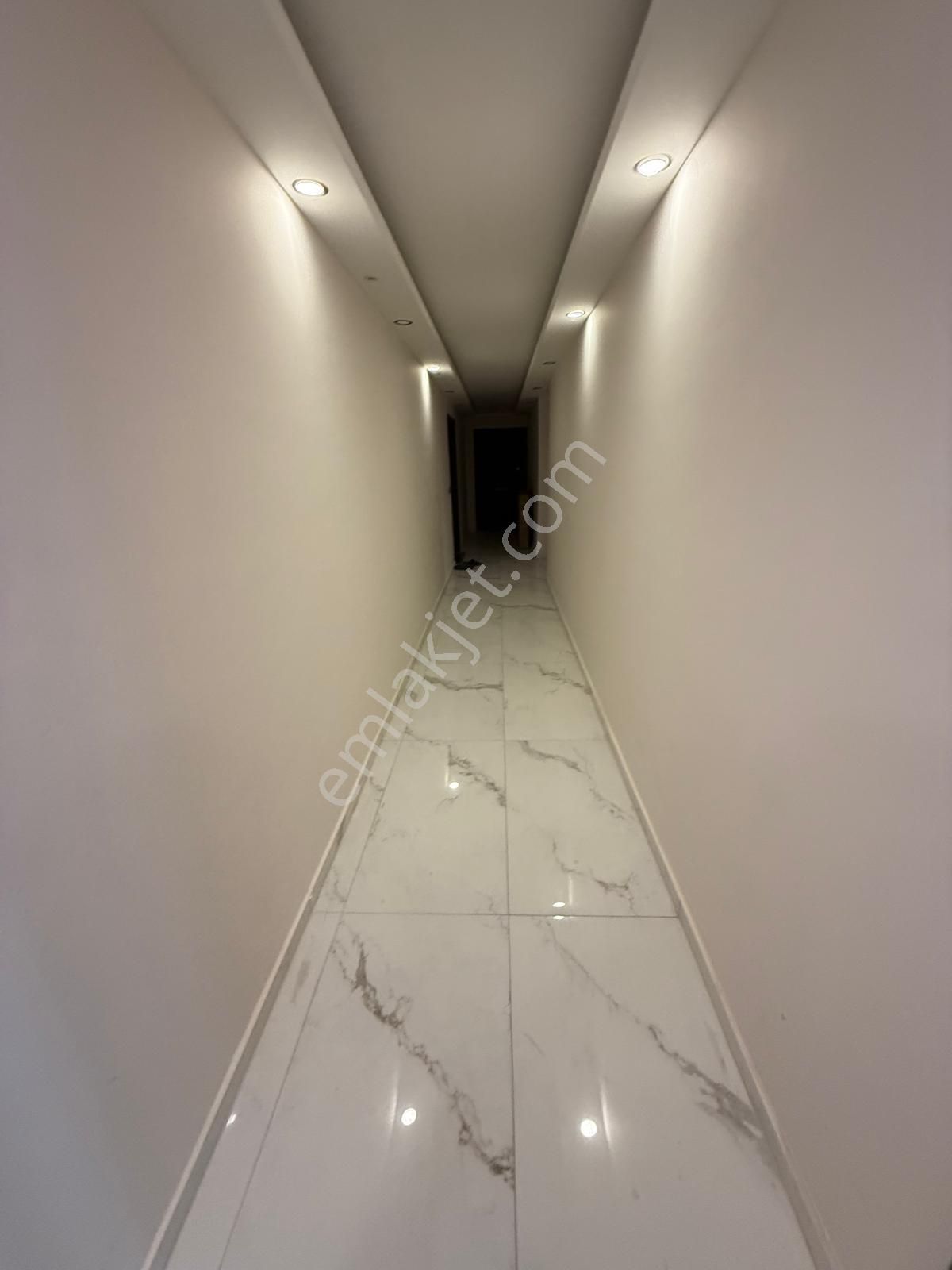 Kapalı Otoparklı, Havuzlu Sitede Sıfır 2+1 Daire - Görsel 4