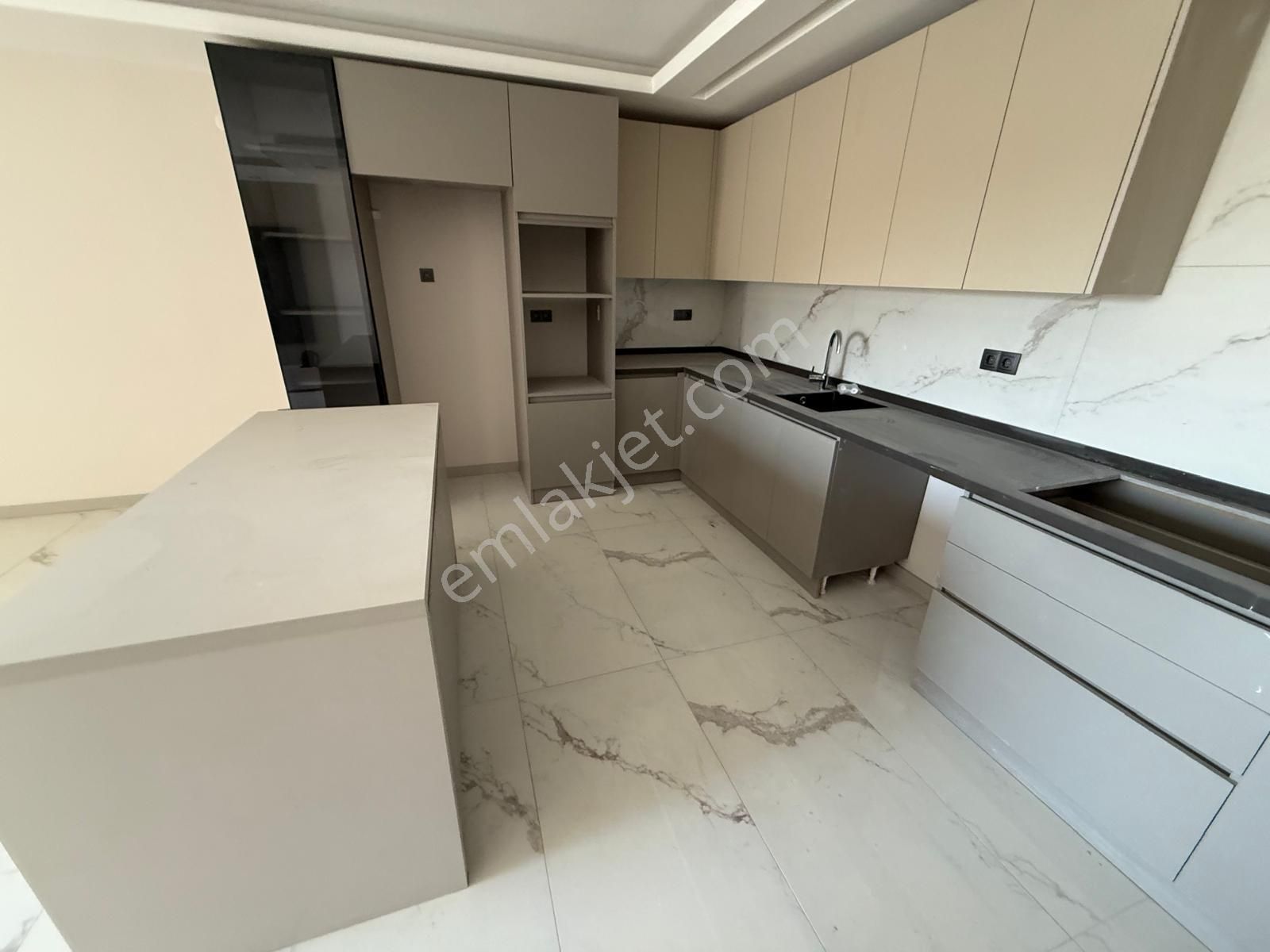 Kapalı Otoparklı, Havuzlu Sitede Sıfır 2+1 Daire - Görsel 16