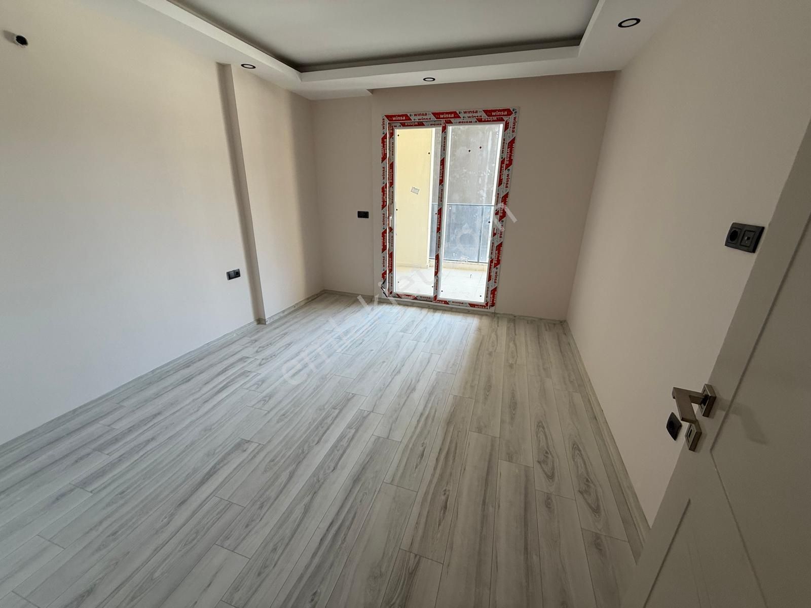 Kapalı Otoparklı, Havuzlu Sitede Sıfır 2+1 Daire - Görsel 7