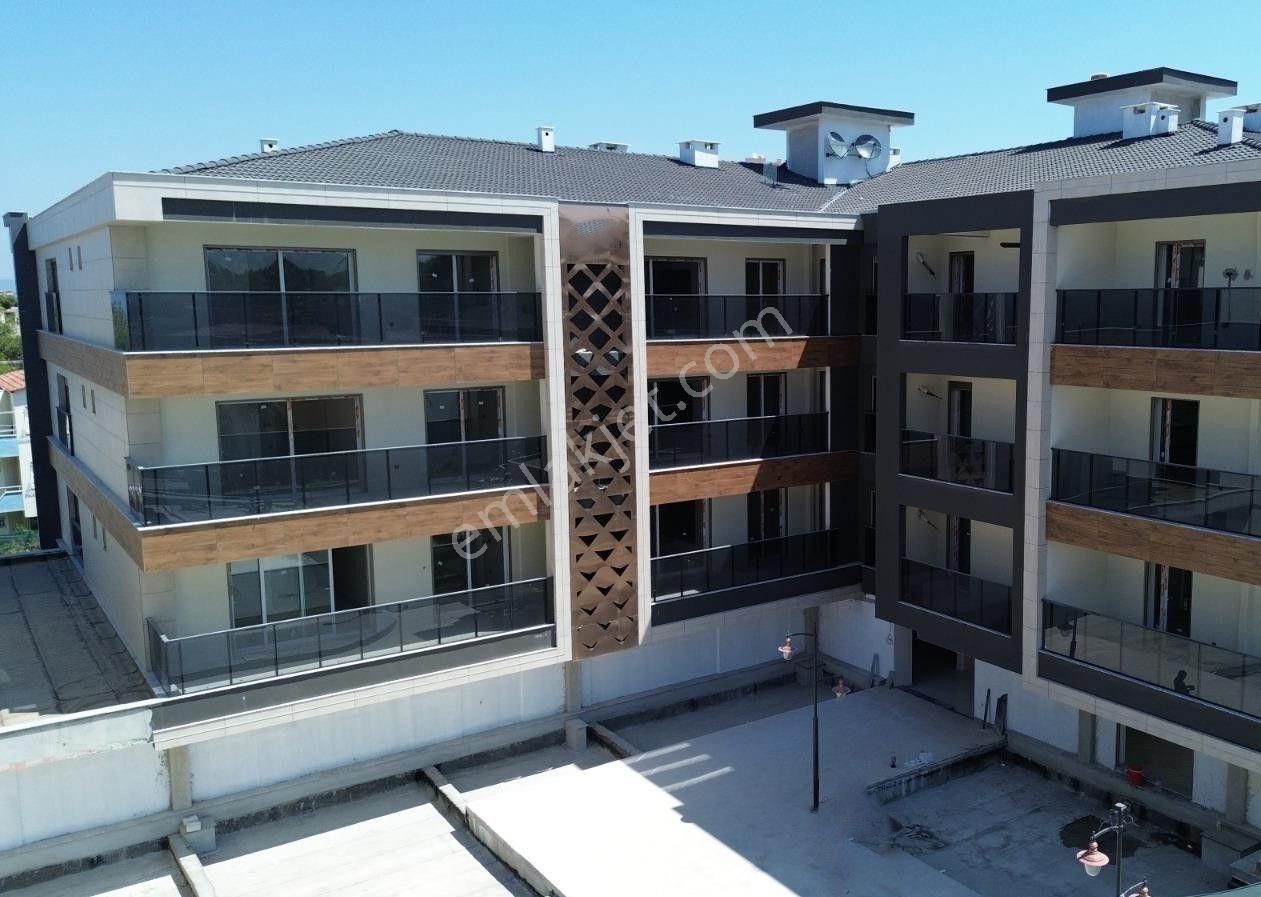 Kapalı Otoparklı, Havuzlu Sitede Sıfır 2+1 Daire