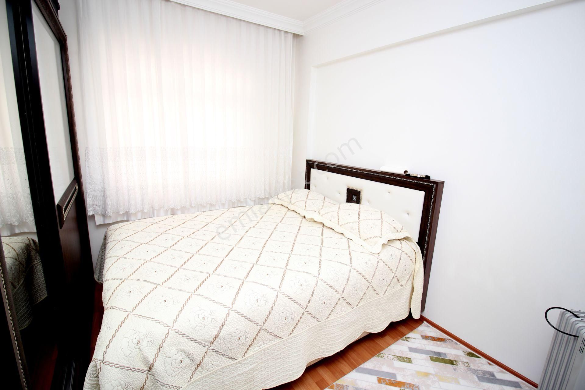 Emre Emlak'tan Piyade'de Gimsa Yakını Full Eşyalı Arakat Ön Cephe Satılık 2+1 Daire - Görsel 12