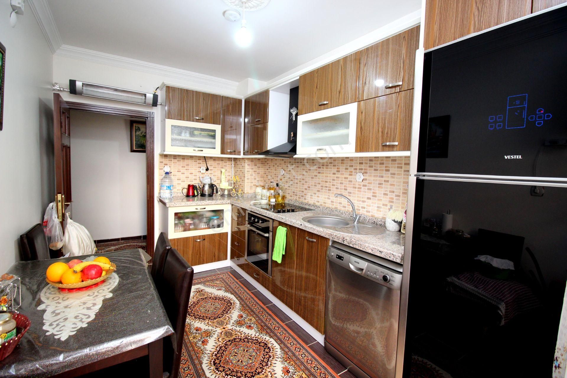 Emre Emlak'tan Piyade'de Gimsa Yakını Full Eşyalı Arakat Ön Cephe Satılık 2+1 Daire - Görsel 2