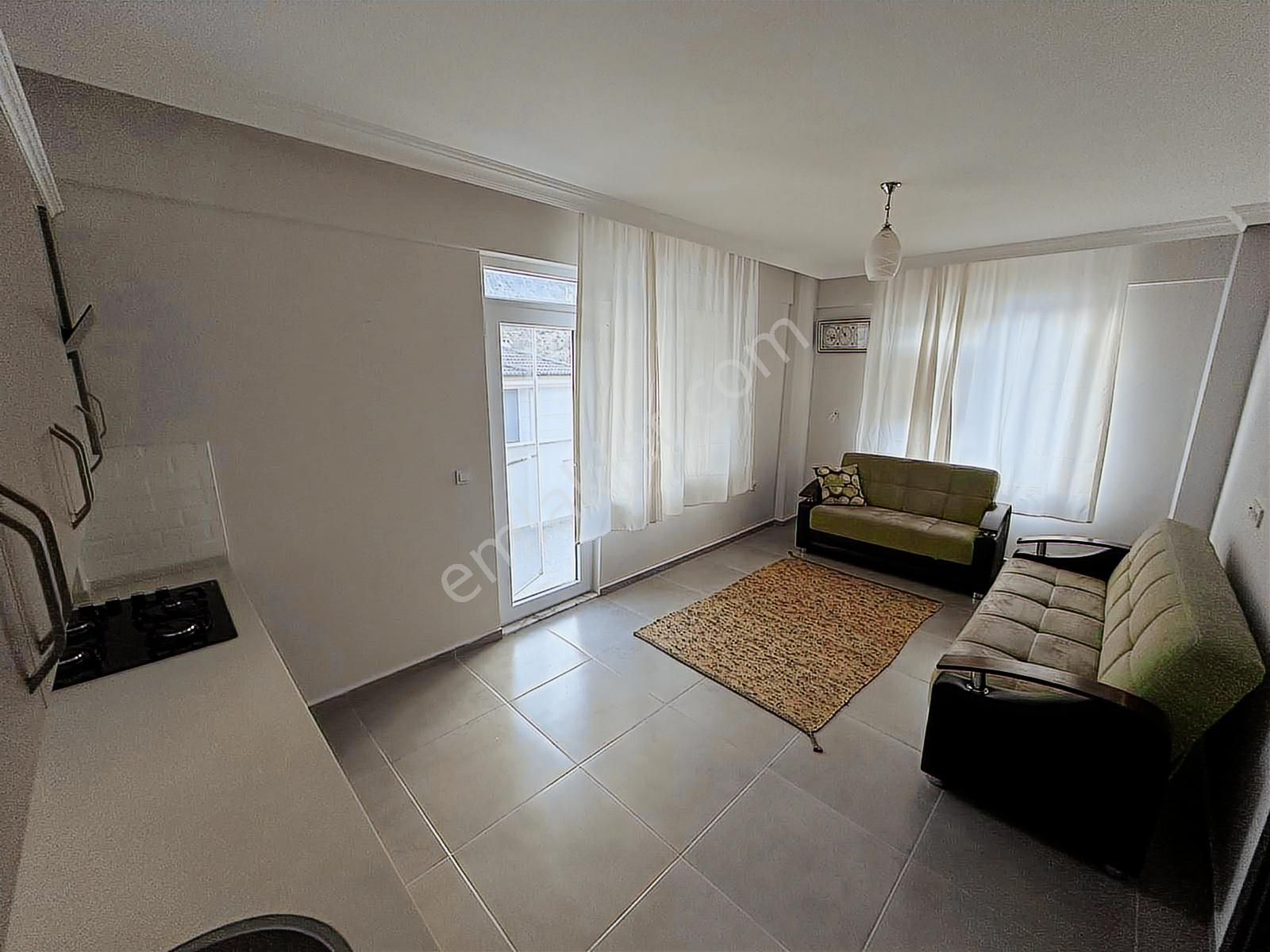 Havuzlu Sitede Özel Bahçeli Doğa Manzaralı 1+1 Daire - Görsel 7