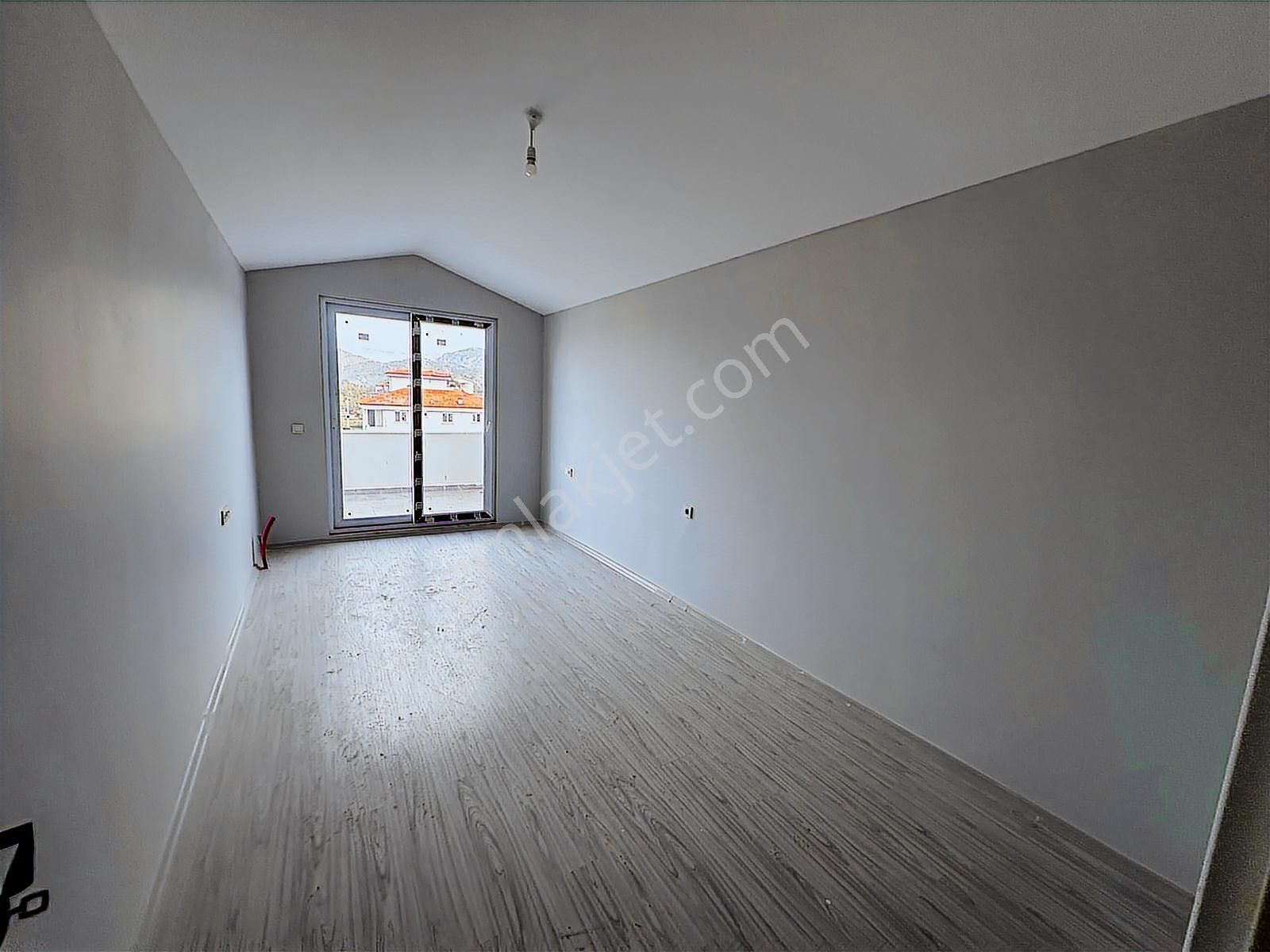 Dalaman Altıntas Mahallesinde 3+1 Sıfır Dubleks Daire - Görsel 15