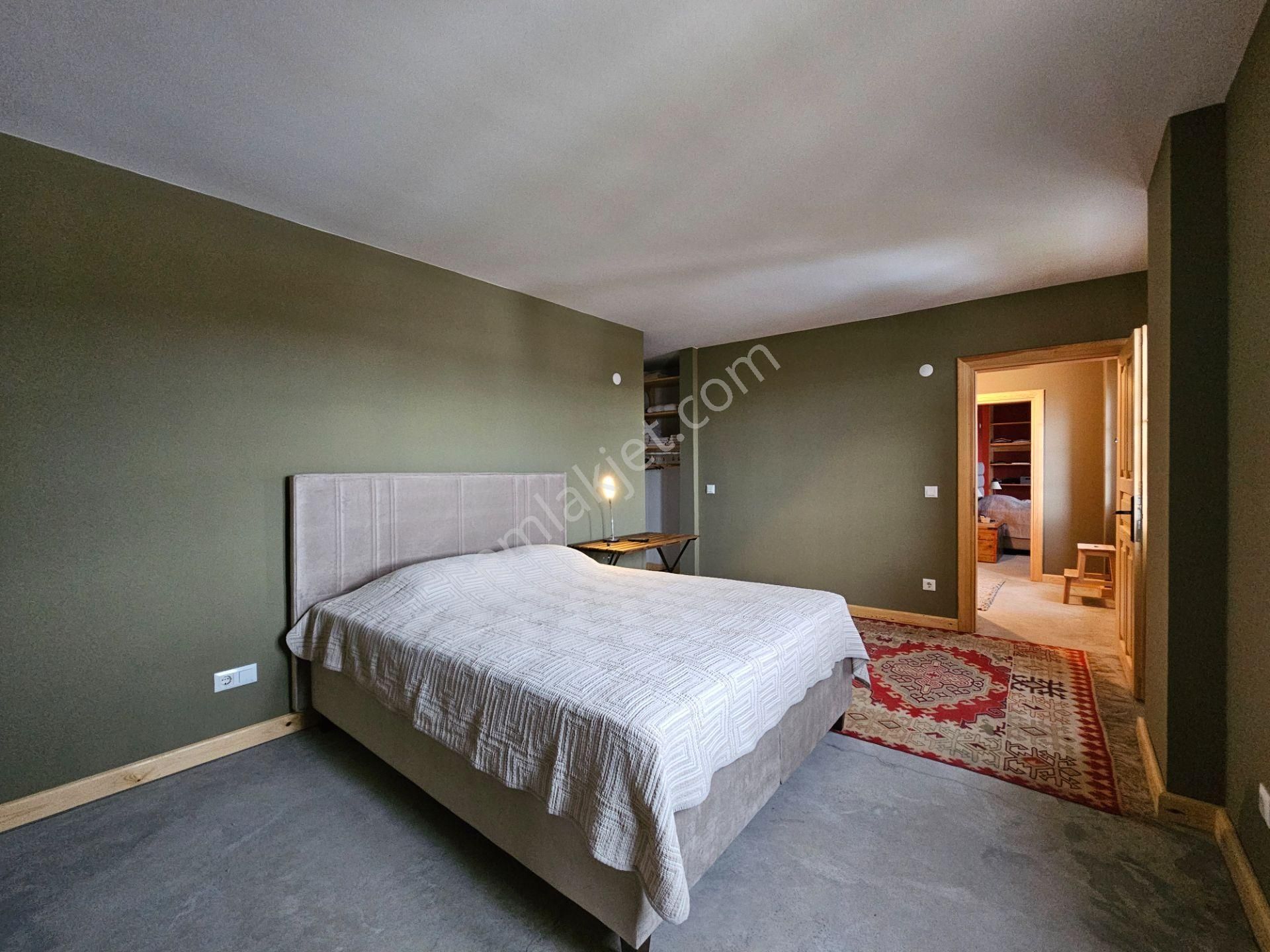 Ayvalık'ta Satılık Panoramik Deniz Manzaralı Sıfır Müstakil Ev - Görsel 18