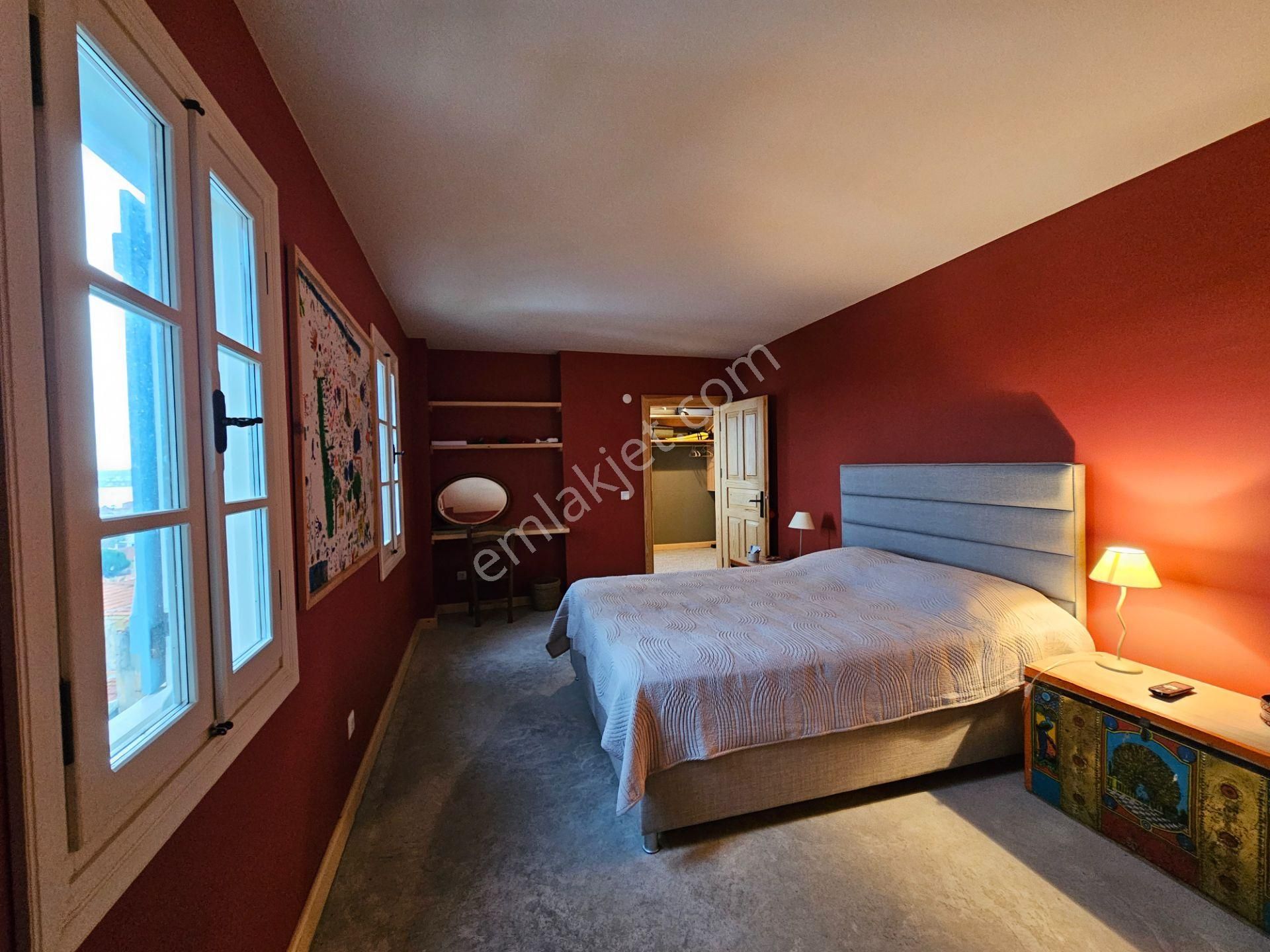 Ayvalık'ta Satılık Panoramik Deniz Manzaralı Sıfır Müstakil Ev - Görsel 27