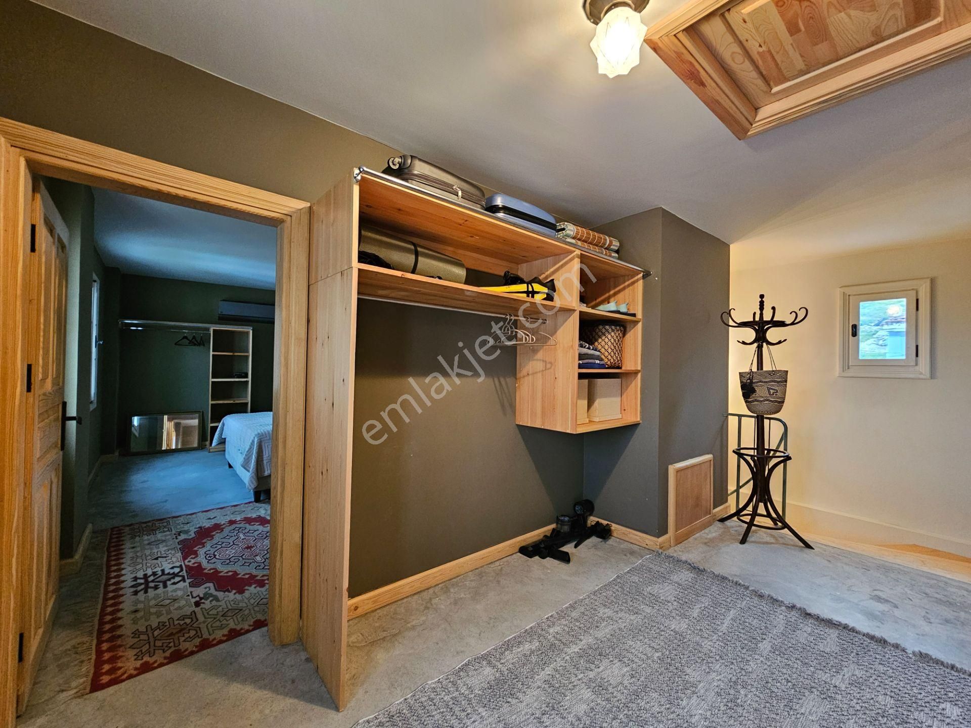 Ayvalık'ta Satılık Panoramik Deniz Manzaralı Sıfır Müstakil Ev - Görsel 28