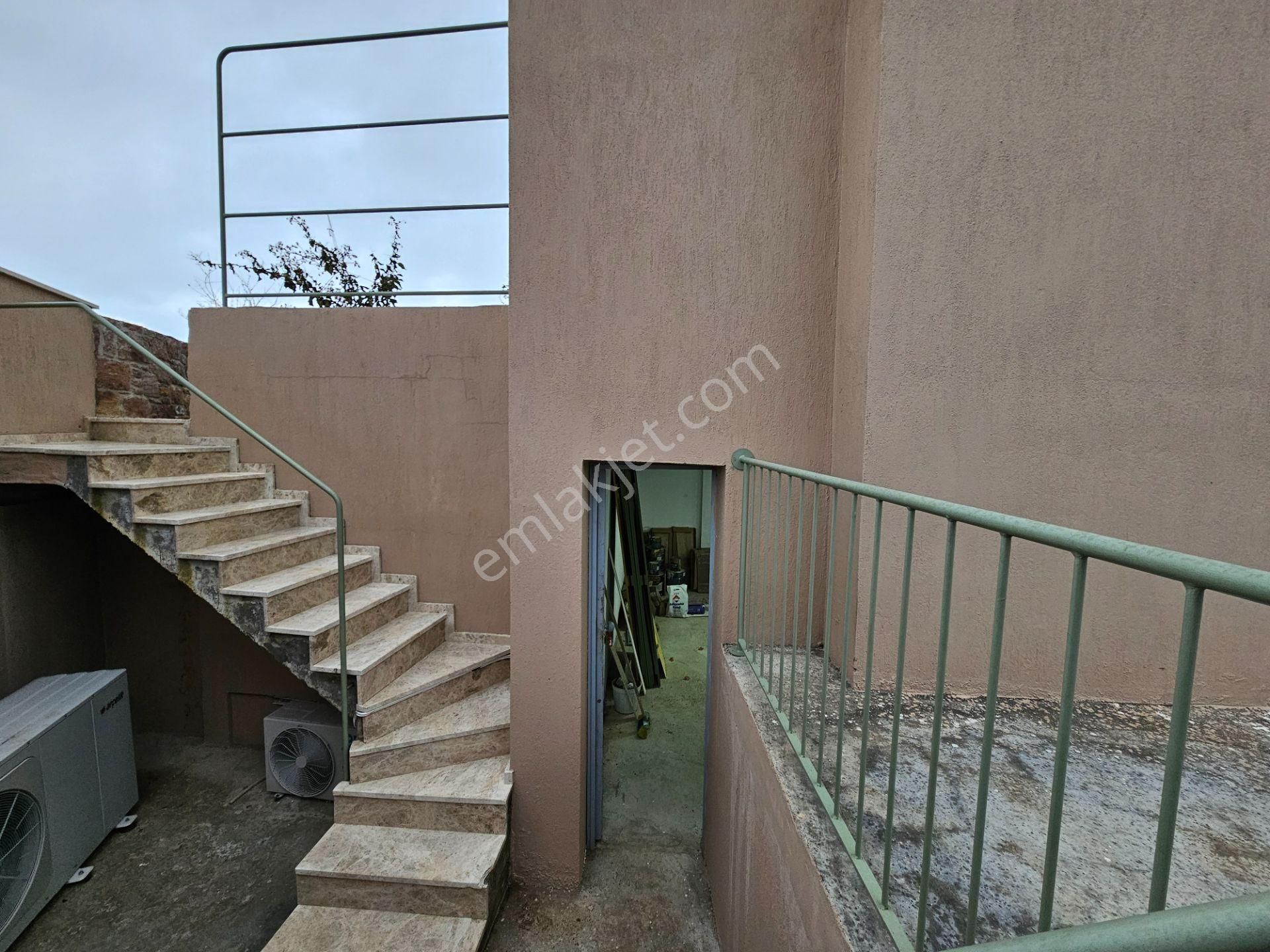 Ayvalık'ta Satılık Panoramik Deniz Manzaralı Sıfır Müstakil Ev - Görsel 6