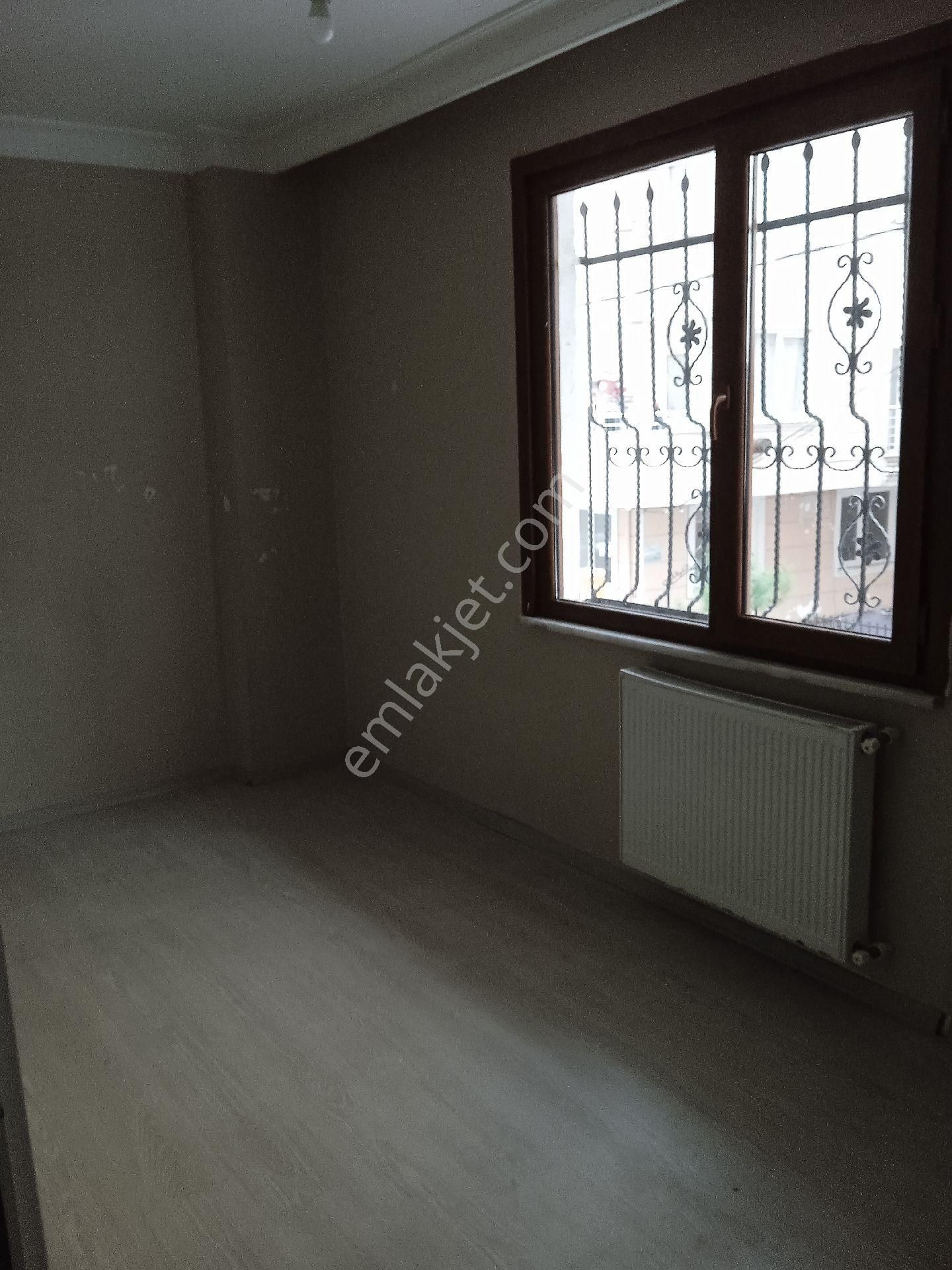 Esenyurt Fatih Mahallesi Ünverdi Caddesi Kiralık 2+1 Daire - Görsel 3