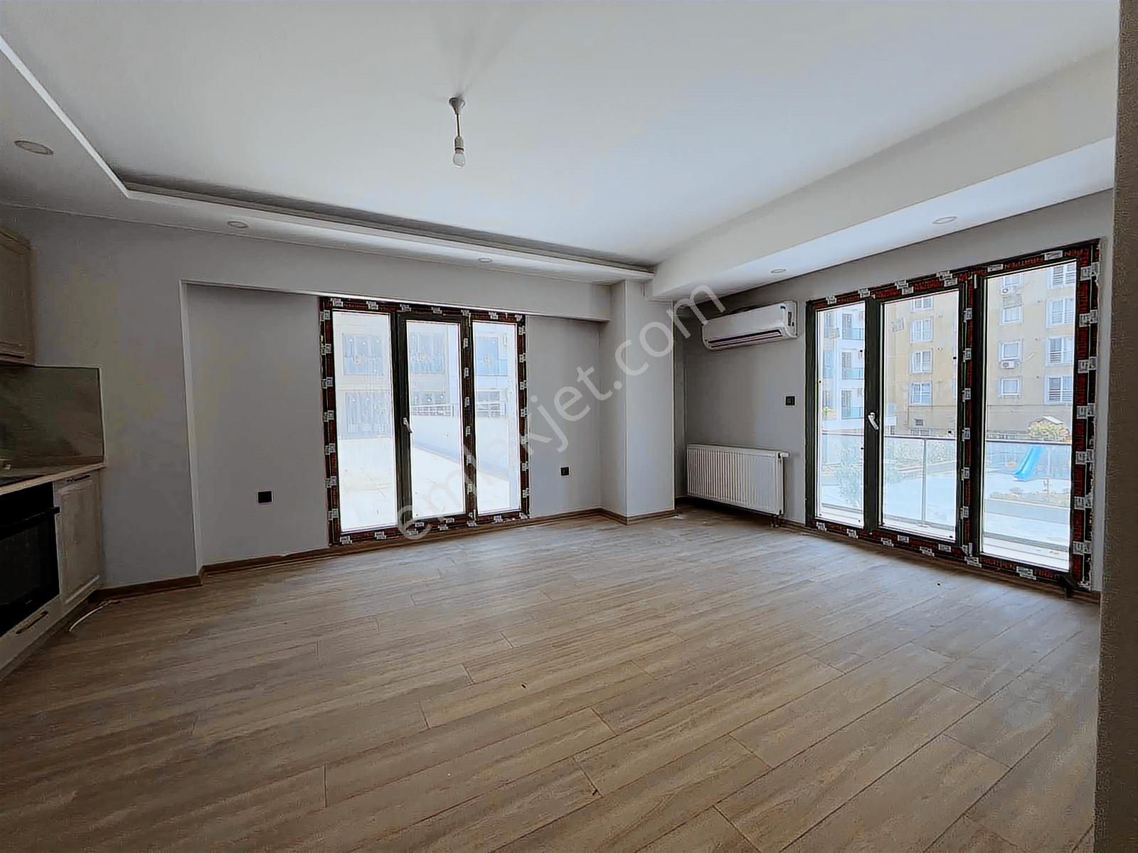 For İstanbul Sitesinde 2+1 Satılık Fırsat Daire - Görsel 16