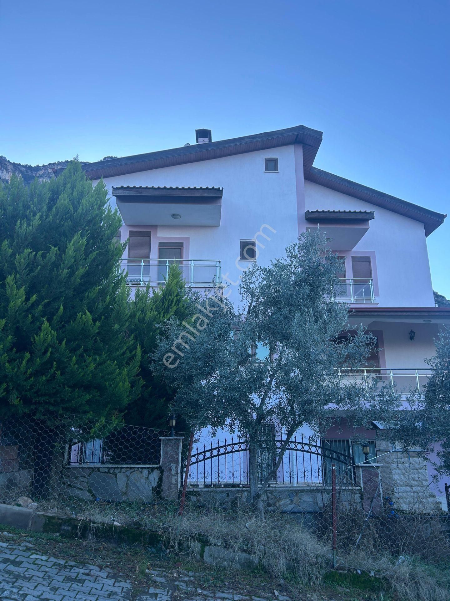 Kaan Emlak Tan Bağbaşındadoğa Ve Denizli Manzaralı Uygun Fiyatlı - Görsel 9