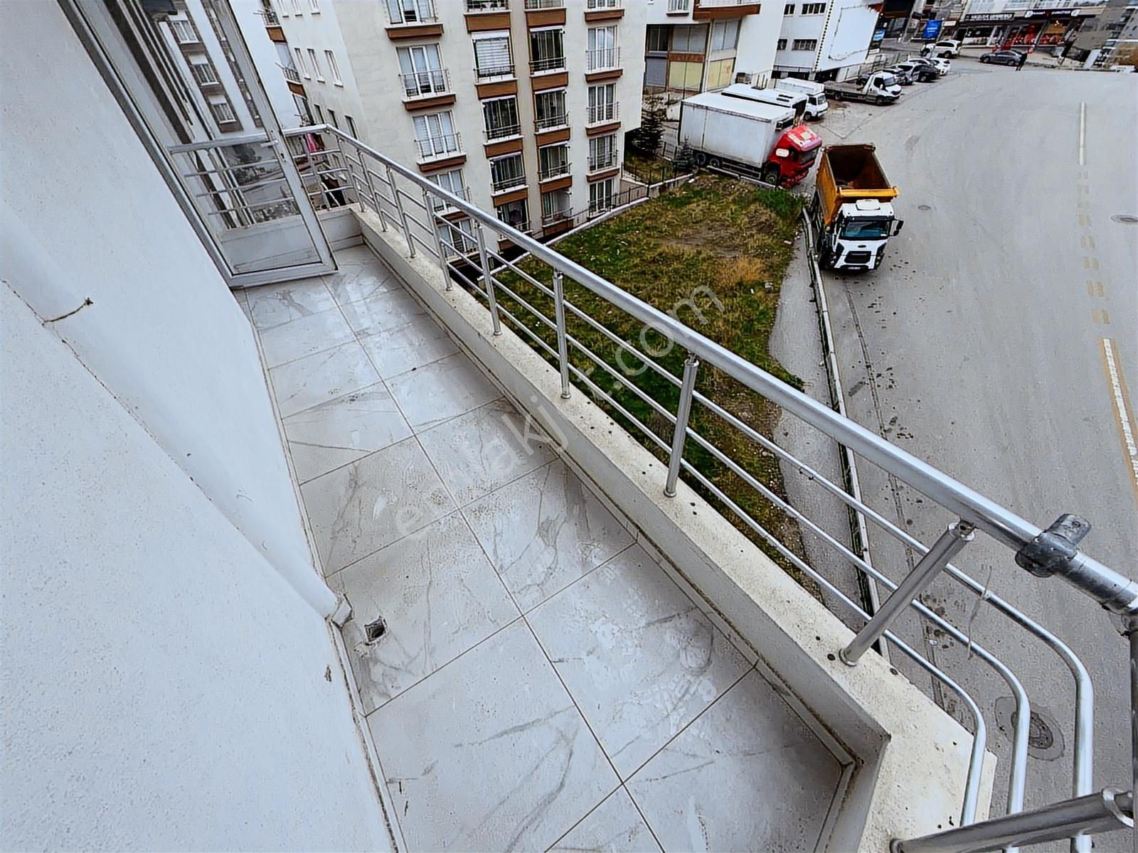 Kılıçsoy 'dan Katta Acil 4+1 Satılık Daire - Görsel 3