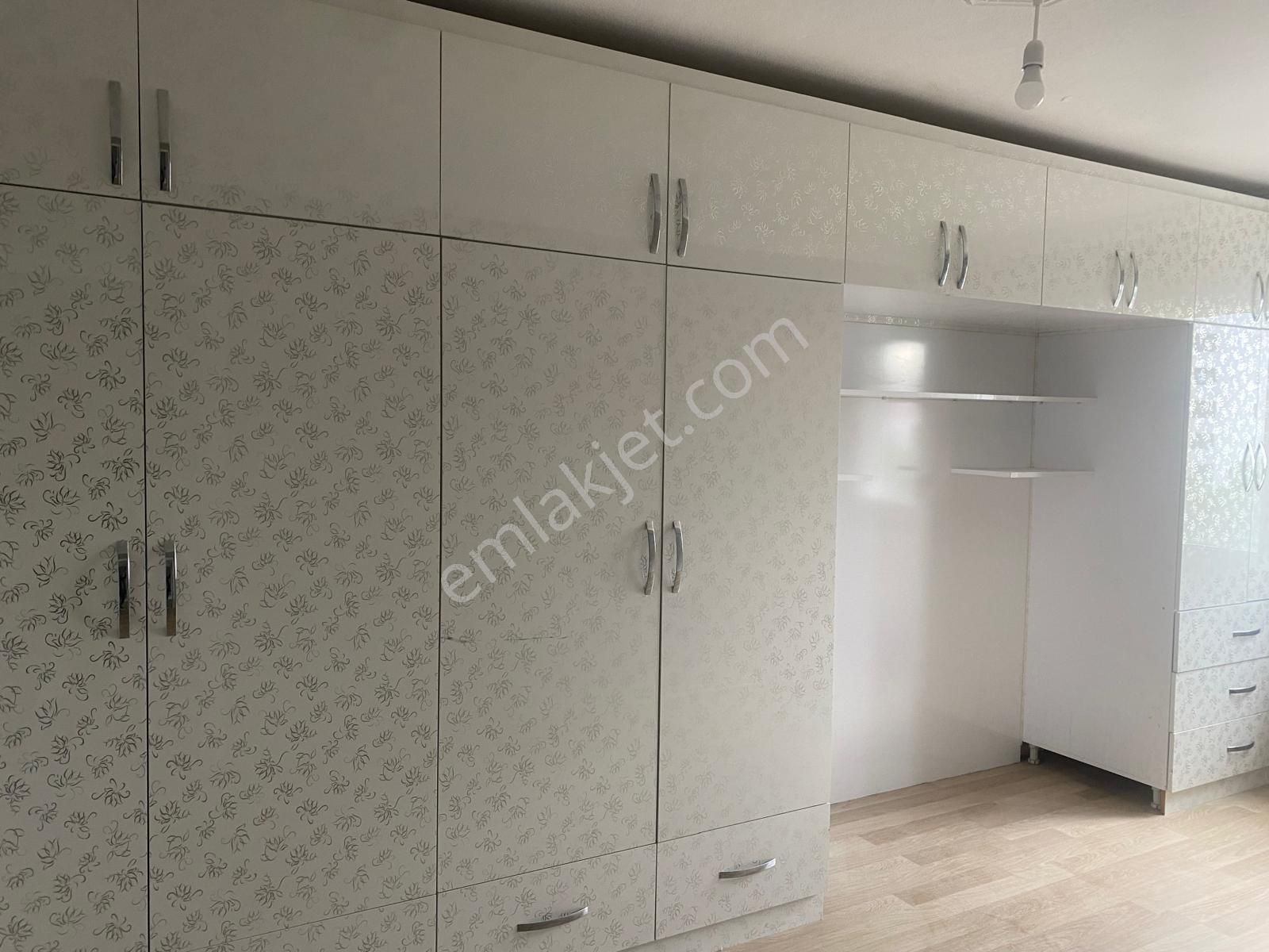 Egekent 2 İstiklal Mah. Umut Sit.de 3+1 Doğal Gazlı Kiralık Daire