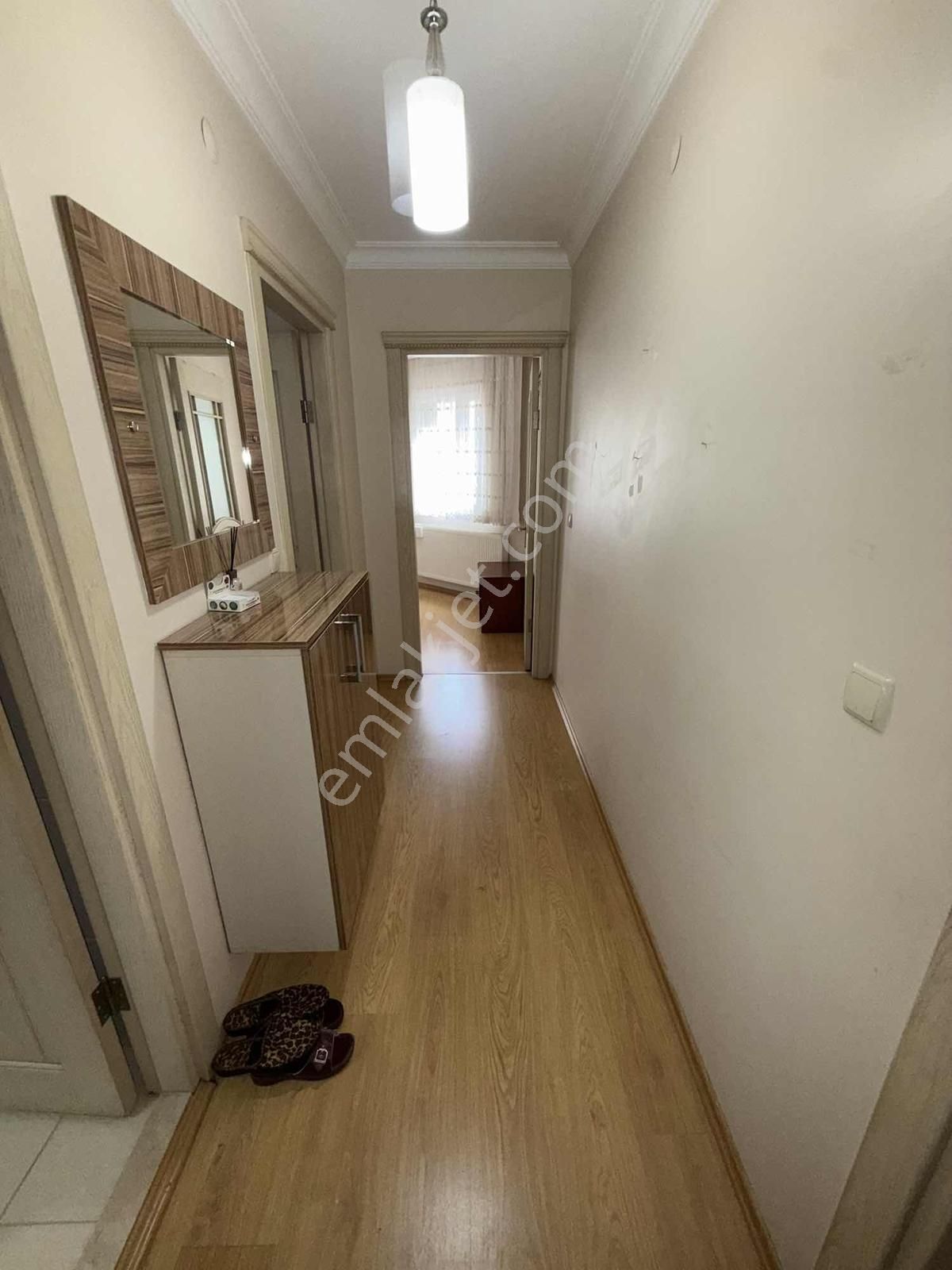 Türker Emlak 1+1 Full Eşyalı Doğalgazlı Balkon Klimalı Yeni Bina - Görsel 18