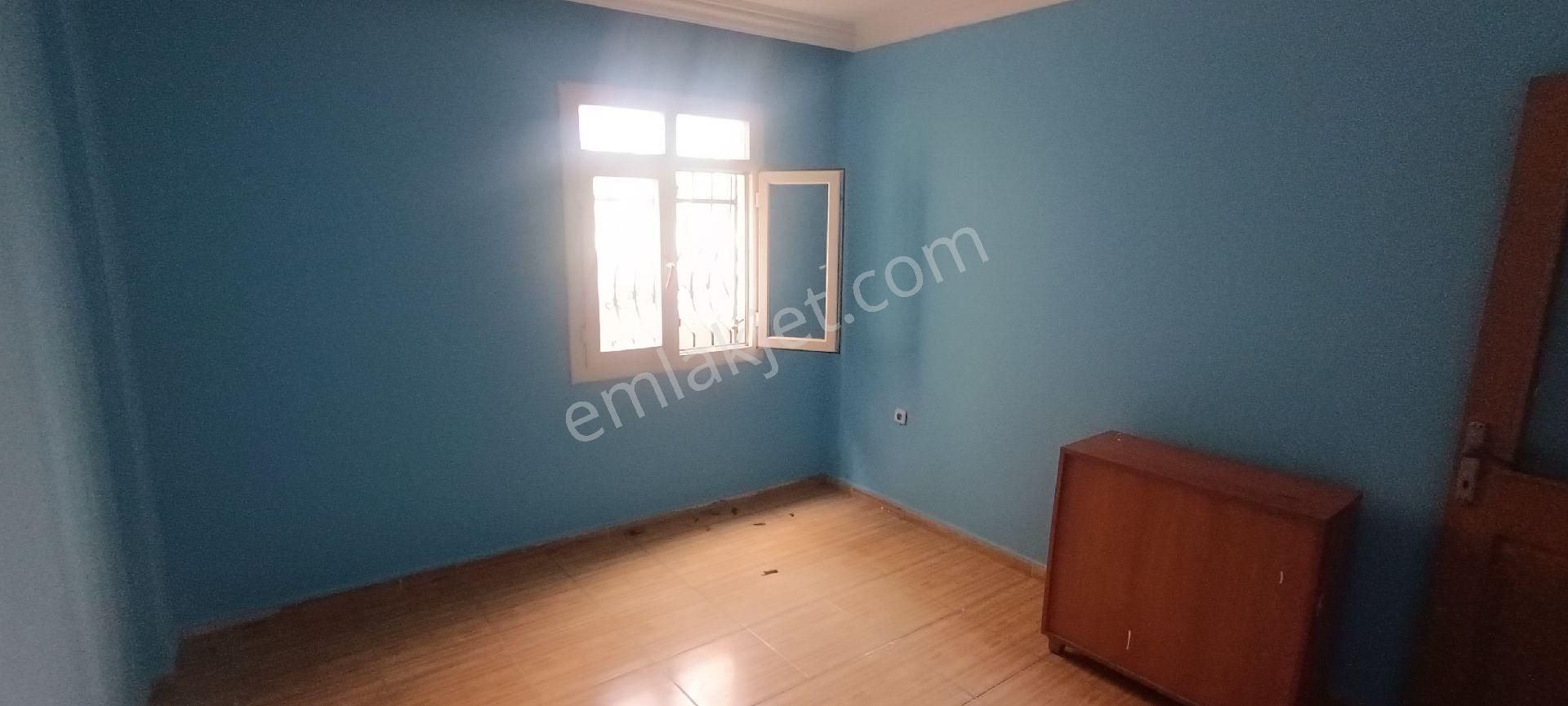 Adana Yenibaraj Mah. Kiralık 1+1 Geniş Oturumlu - Görsel 5