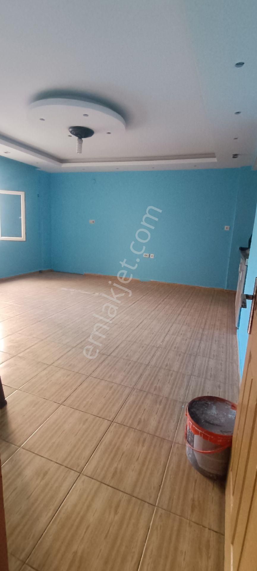 Adana Yenibaraj Mah. Kiralık 1+1 Geniş Oturumlu - Görsel 3