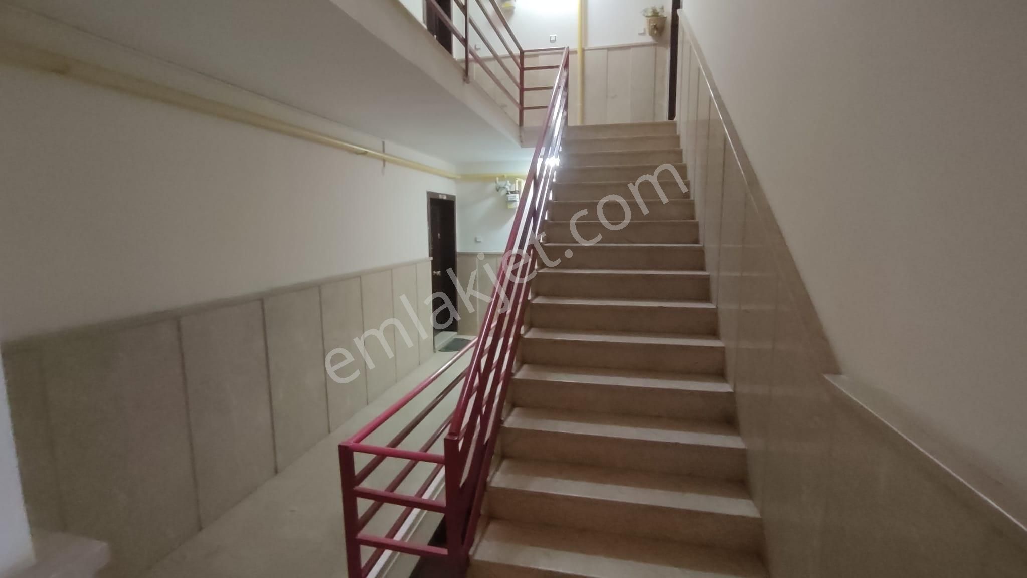 Atanora Vadi'den İlkerde Vadi Cepheli Geniş Metraj Mantolamalı İskanlı Kombili 3+1 - Görsel 22