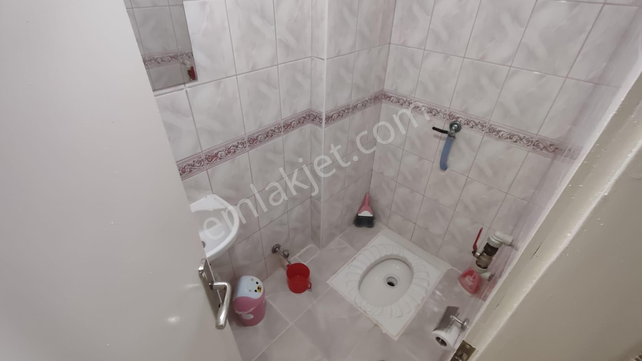 Atanora Vadi'den İlkerde Vadi Cepheli Geniş Metraj Mantolamalı İskanlı Kombili 3+1 - Görsel 5