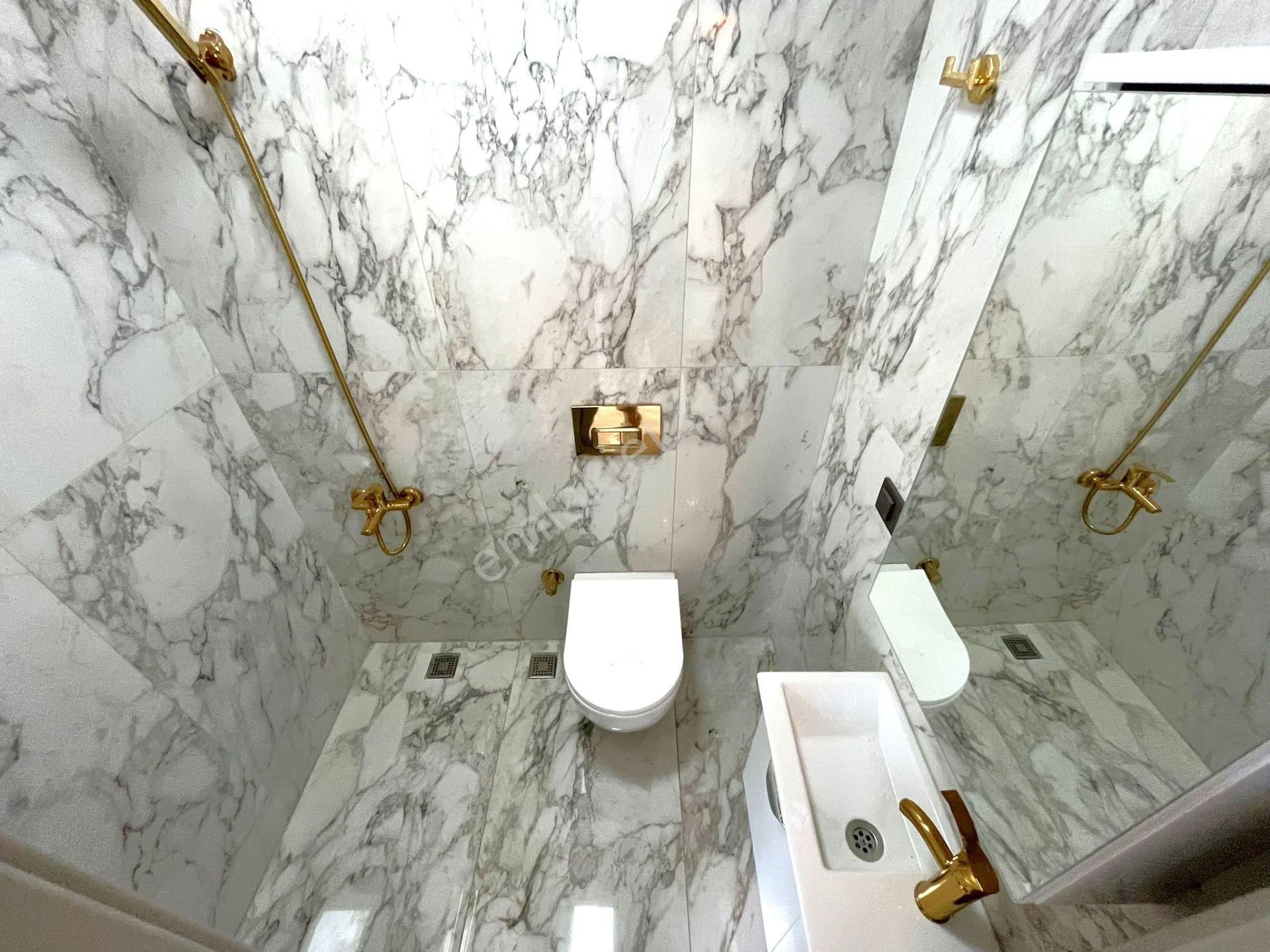 Güre'de Aygül Farkı İle Eşsiz Konfor Ve Kaliteye Sahip Müstakil Bahçeli Ve Teraslı 6+1 Satılık Villa - Görsel 26