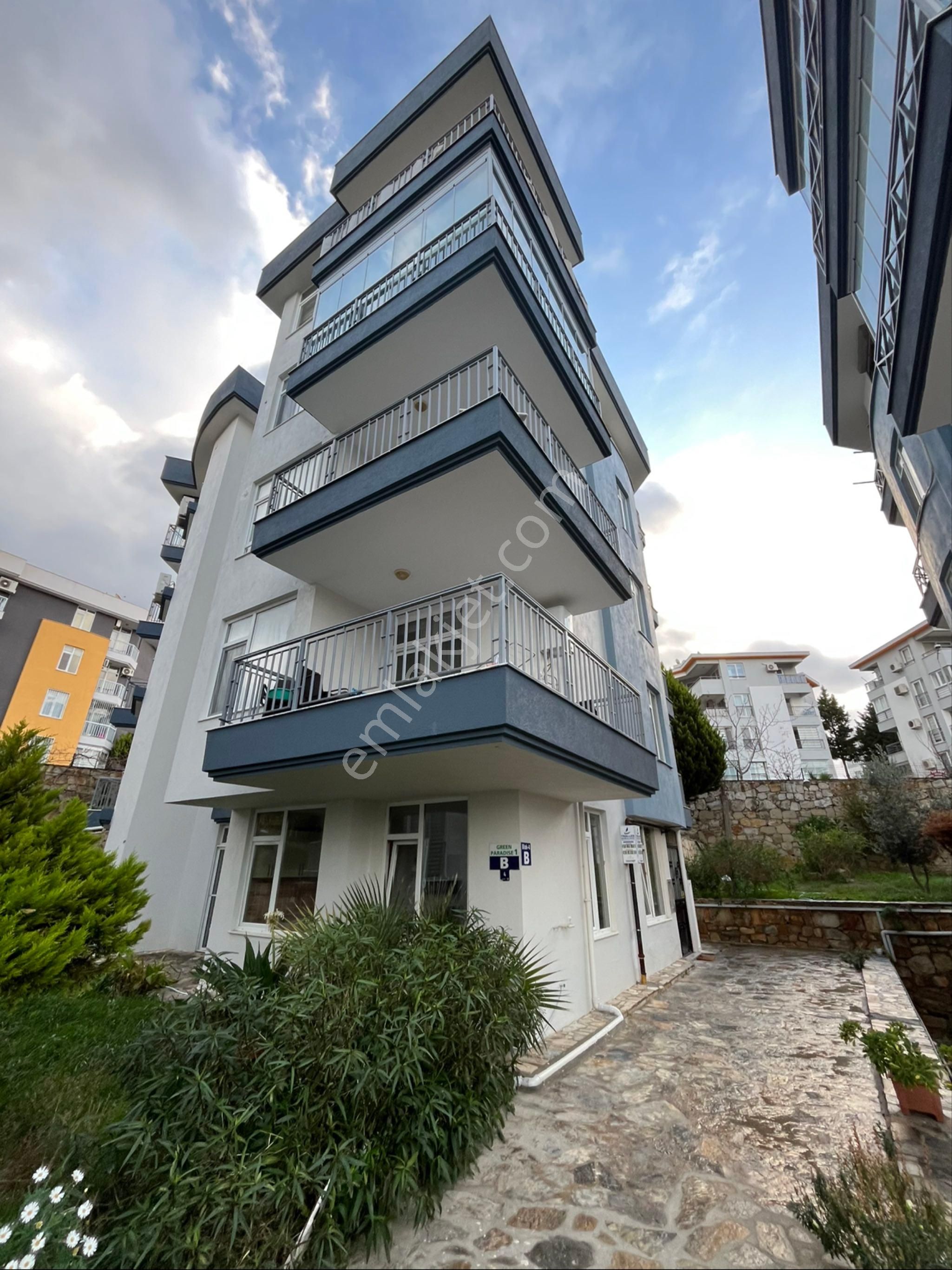Kuşadası Türkmende Satılık 2 Artı 1 Daire - Görsel 14