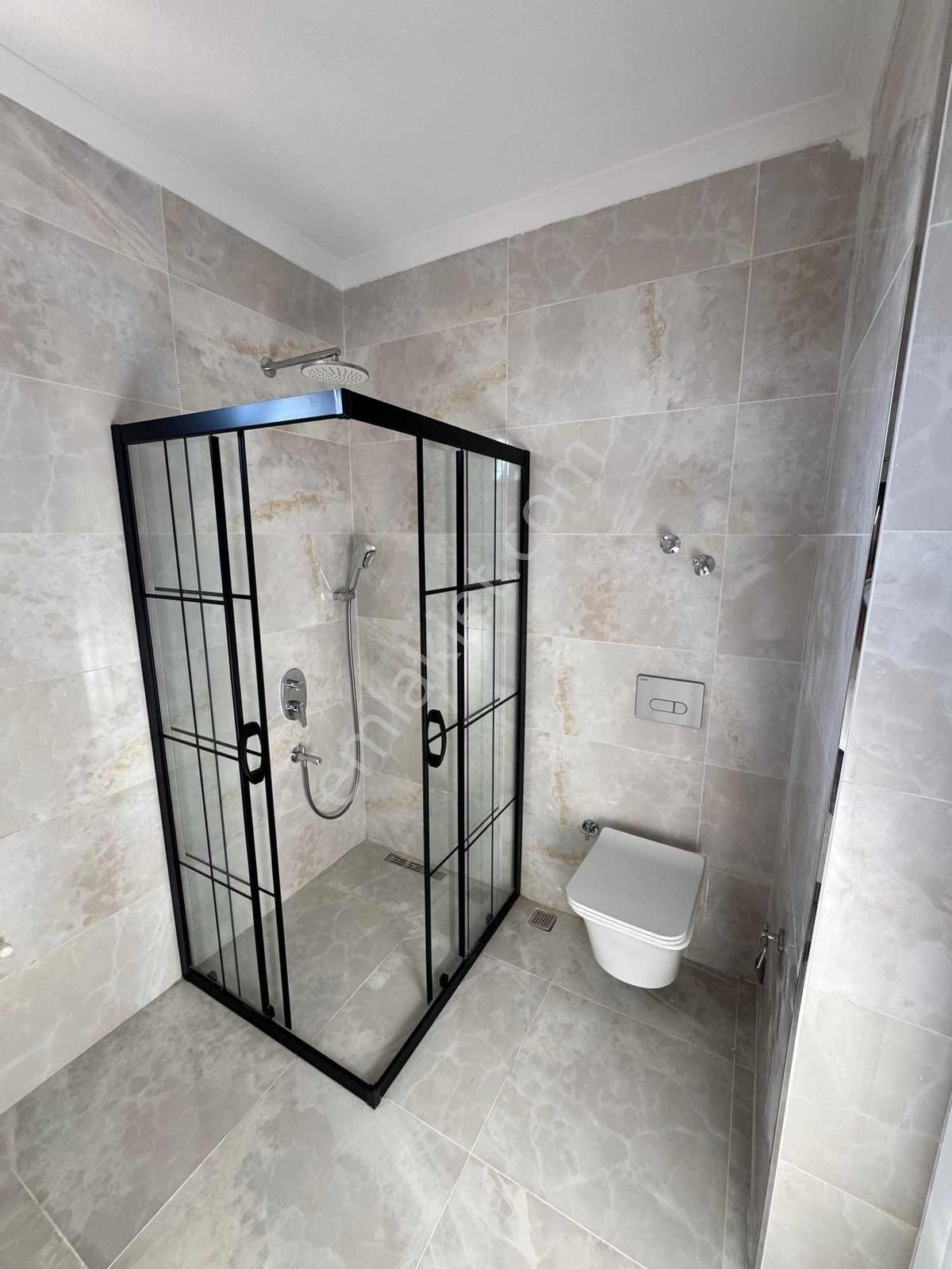 Efeler'de Tam Müstakil Lüks Yapılı 3+1 Ayrı Mutfak Villa - Görsel 4