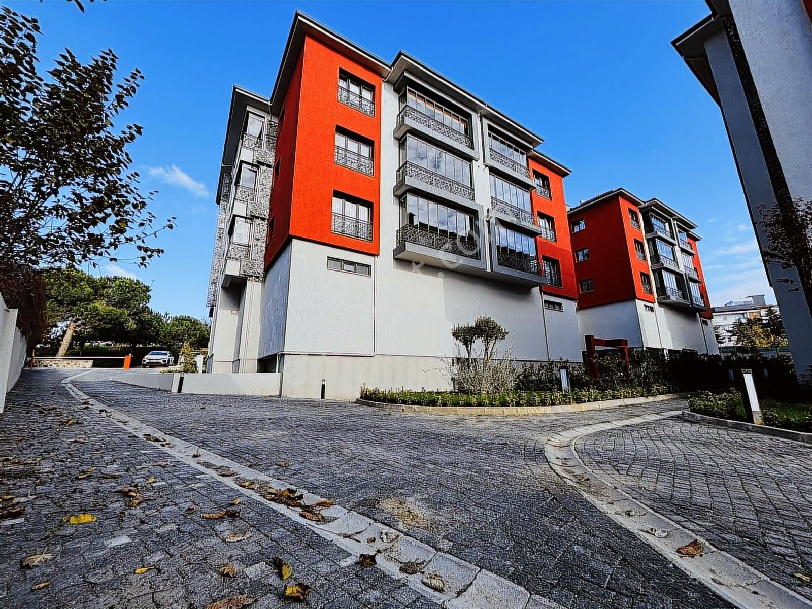 Modern Mimari Kimliğiyle Atam Sitesi | Cumhuriyet, Süleymanpaşa - Görsel 6