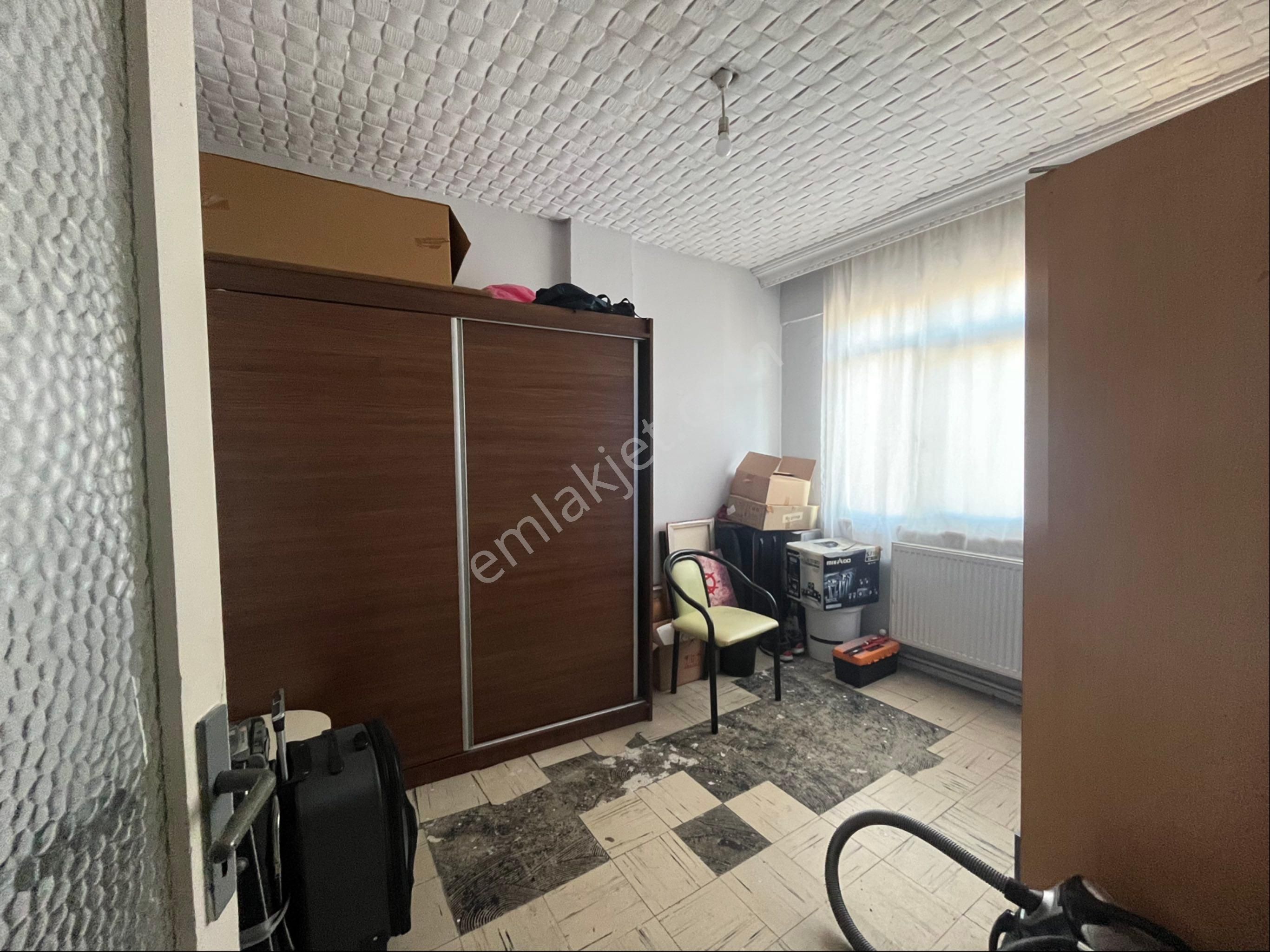 Ecem Emlaktan Kocamustafapaşa Da Merkezi Konumda Son Kat - Görsel 10