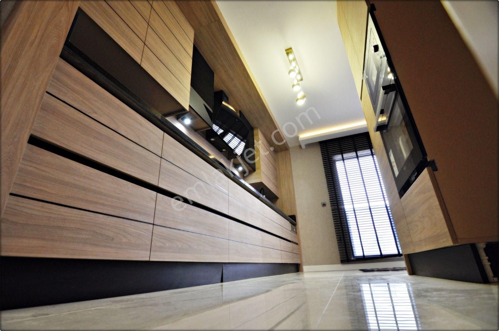 Ovacık'ta Yozgat Bulvarı Manzaralı Prestijli Sitede Sıfır 4+1ler - Görsel 4