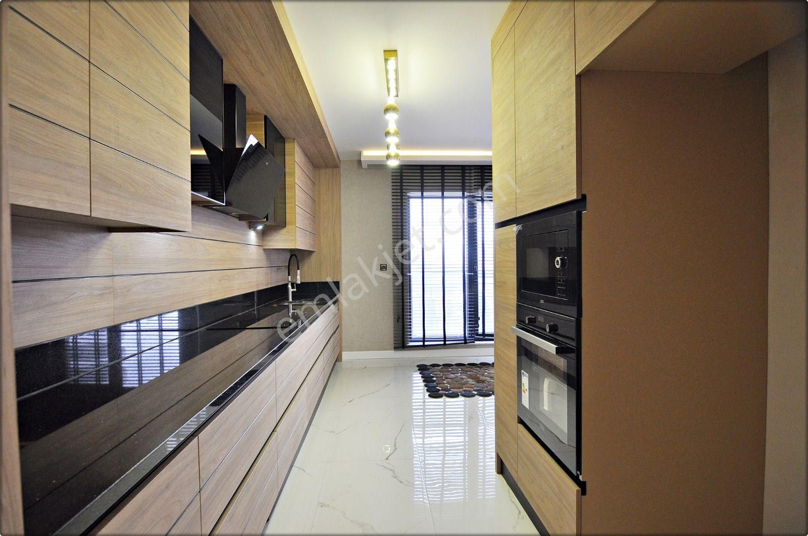 Ovacık'ta Yozgat Bulvarı Manzaralı Prestijli Sitede Sıfır 4+1ler - Görsel 2