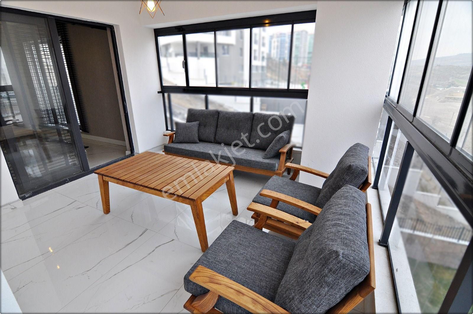 Ovacık'ta Yozgat Bulvarı Manzaralı Prestijli Sitede Sıfır 4+1ler - Görsel 9