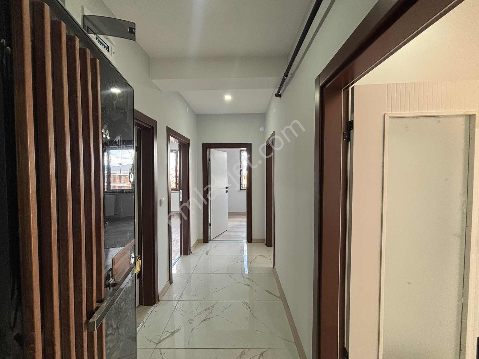 Fa Özbir'den Bağlık'ta Oturuma Hazır 2+1 Kiralık Daire - Görsel 30