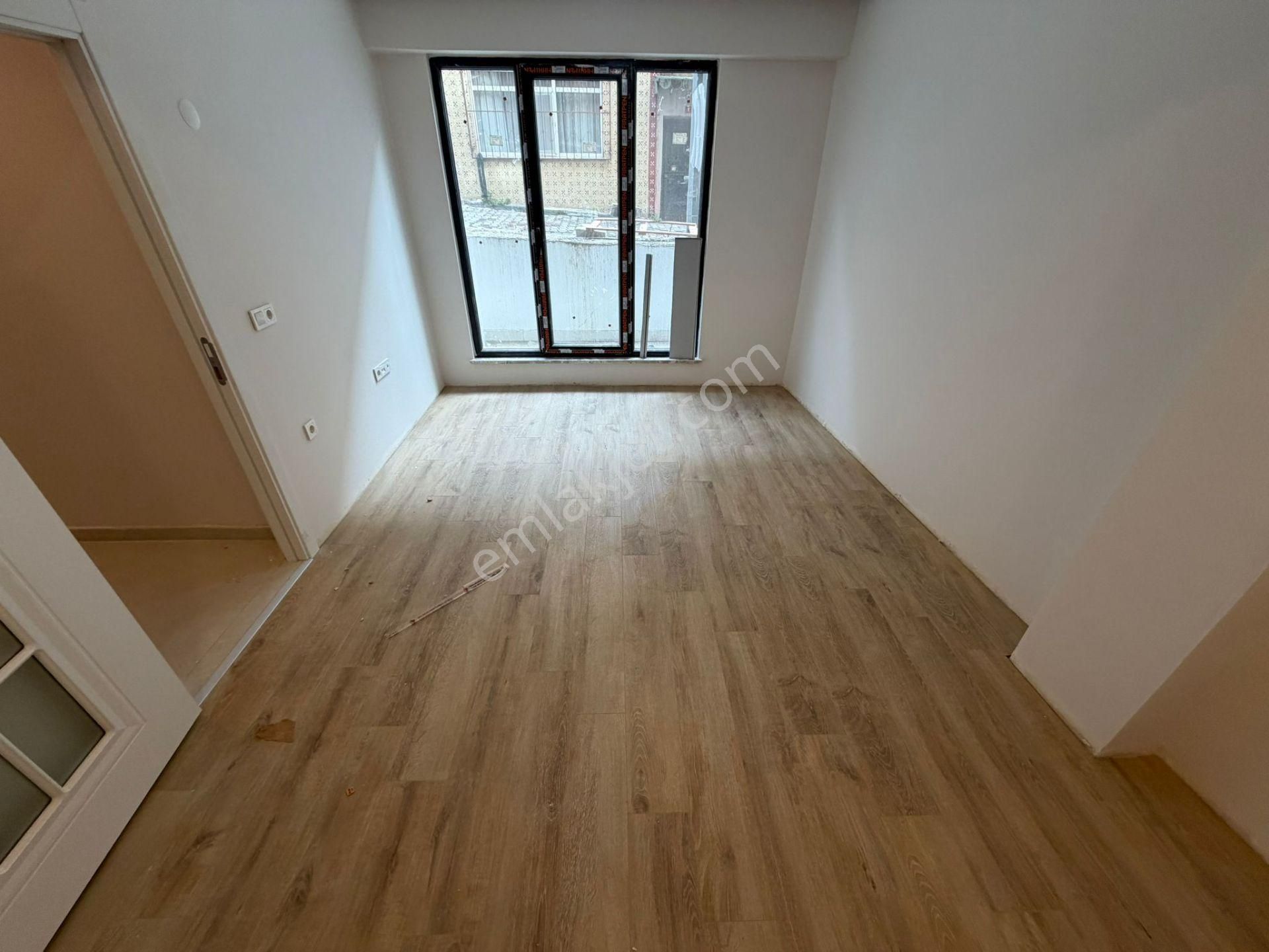 Çeliktepe'de Metroya 8dk, 3+1,sıfır,kat Mülkiyetli Satılık Daire - Görsel 2