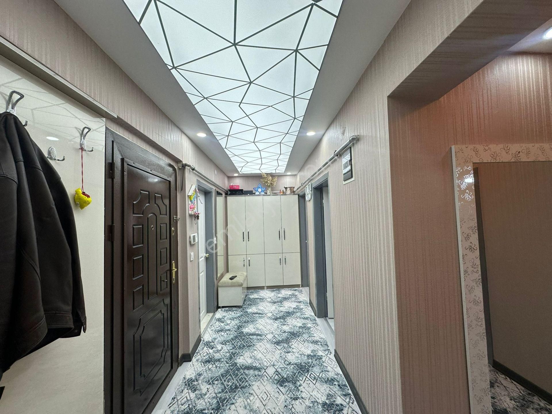 Karakayada Asansörlü Bulvar Üzeri 3+1 Daire! - Görsel 27