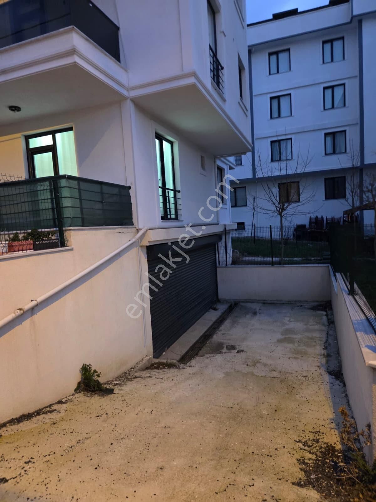 Büyükçekmece Kumburgaz'da Satılık 3+1 Daire Merkezi Konum 90 M2 - Görsel 9