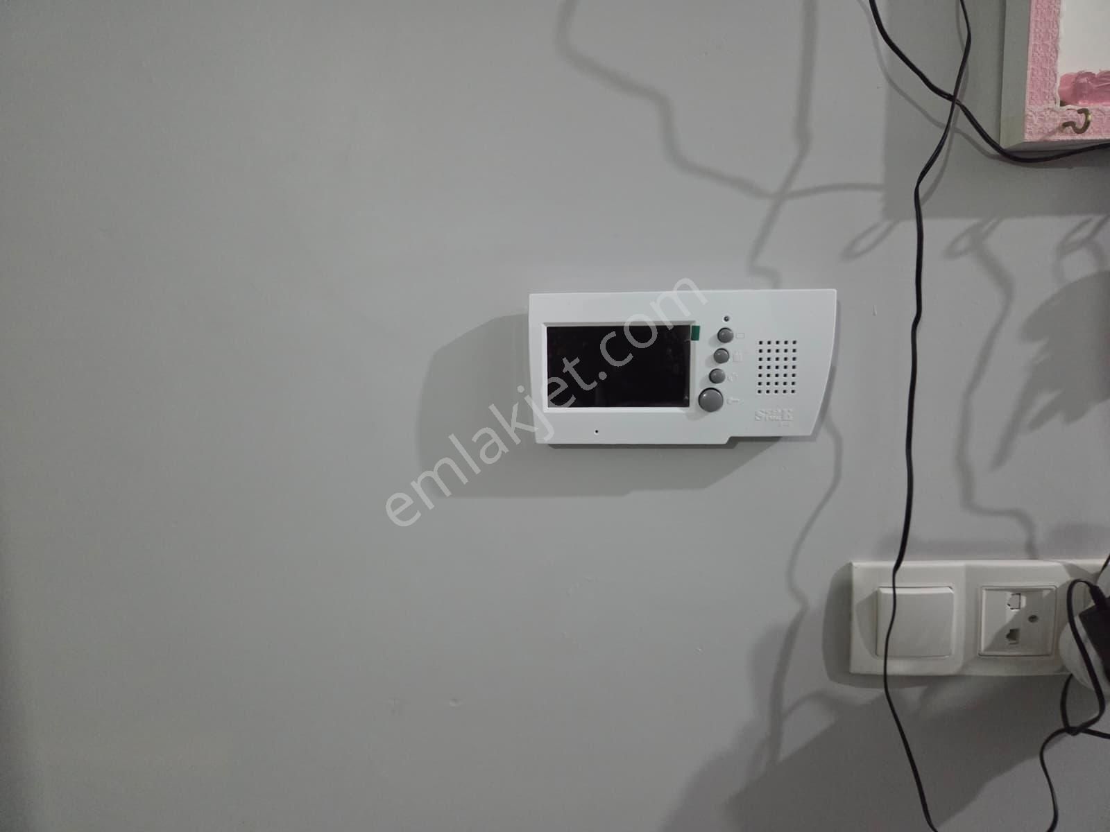 Büyükçekmece Kumburgaz'da Satılık 3+1 Daire Merkezi Konum 90 M2 - Görsel 14