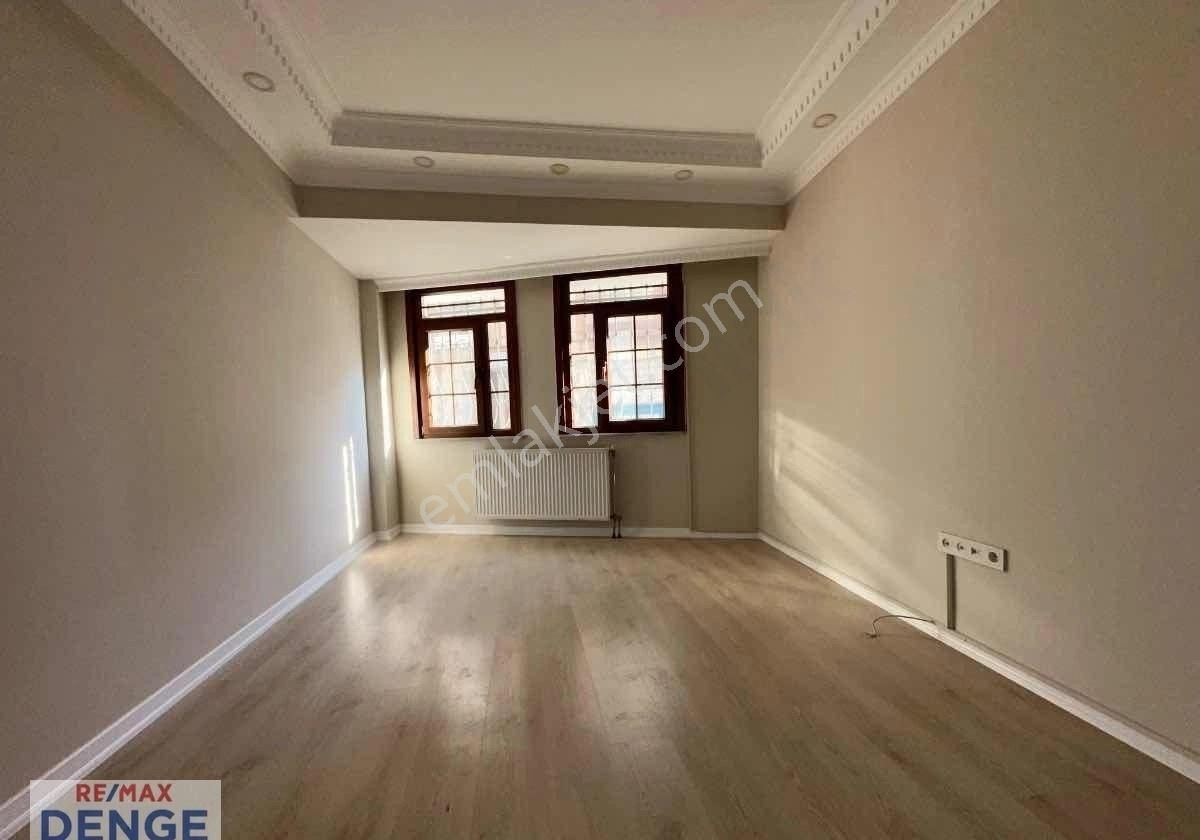 Fatih’in Tarihi Dokusunda, Merkezi Konumda Satılık 3+1 Dubleks Daire - Görsel 13