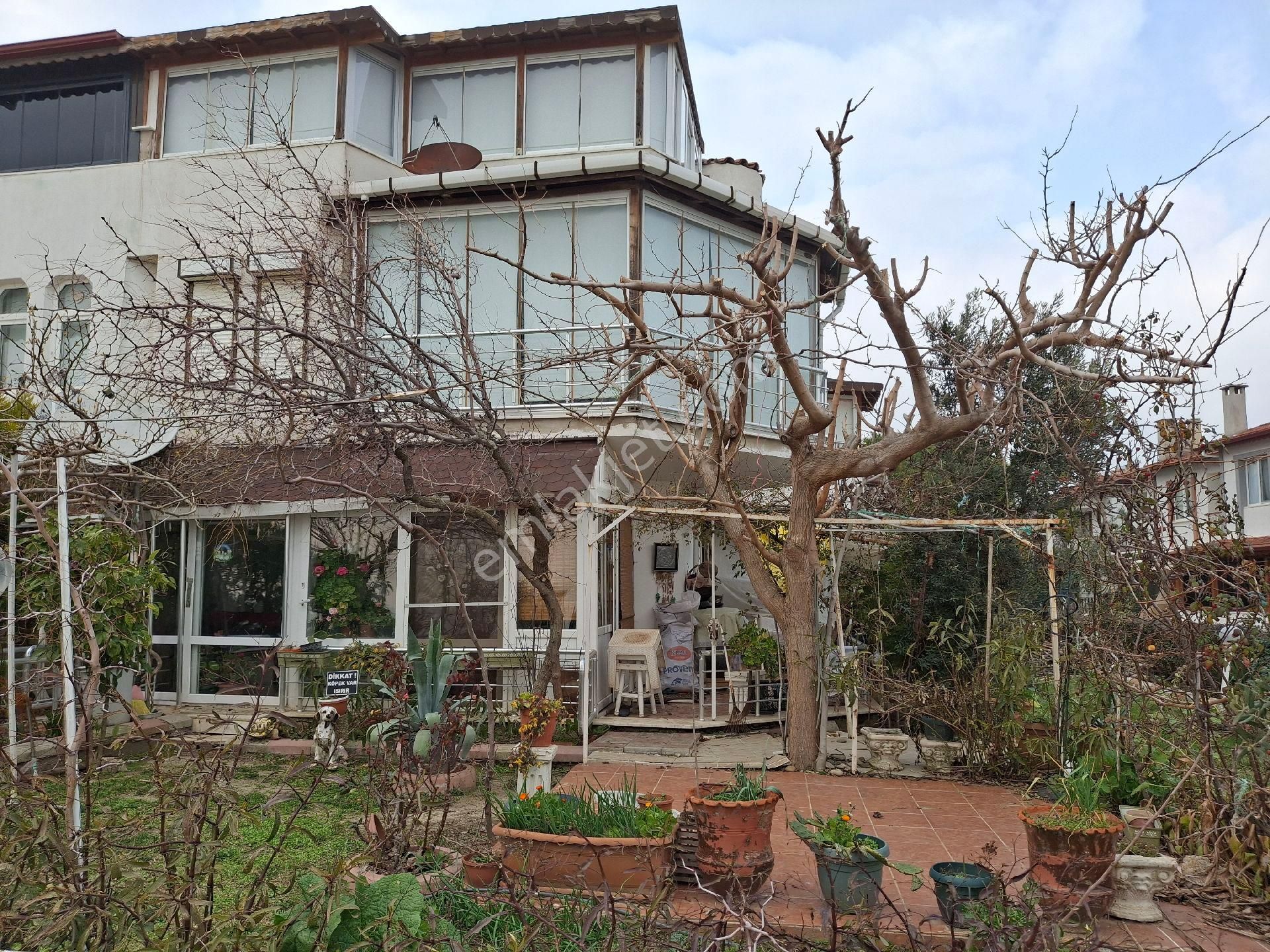 T.dağ Şarköy Gündoğdu Sit. Kaçırılmayacak Firsat ! ( 5+2)eşyalı Denize Sıfır Dubleks Satılık Villa