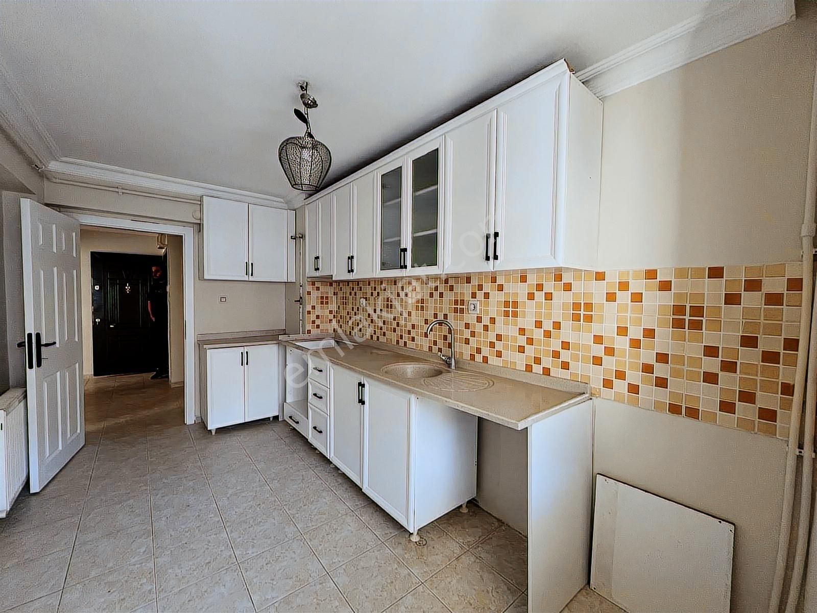 ▄vega▄gayrimenkul▄dereboyu Cadde Üzeri 5+1 Dublexs Daire - Görsel 6