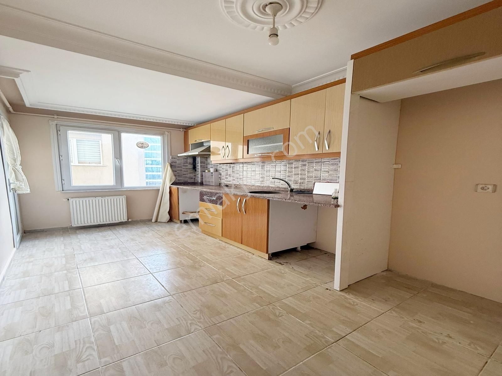 Akevler Mah. Butik Site İçerisinde Temiz Kiralık 2+1 Daire