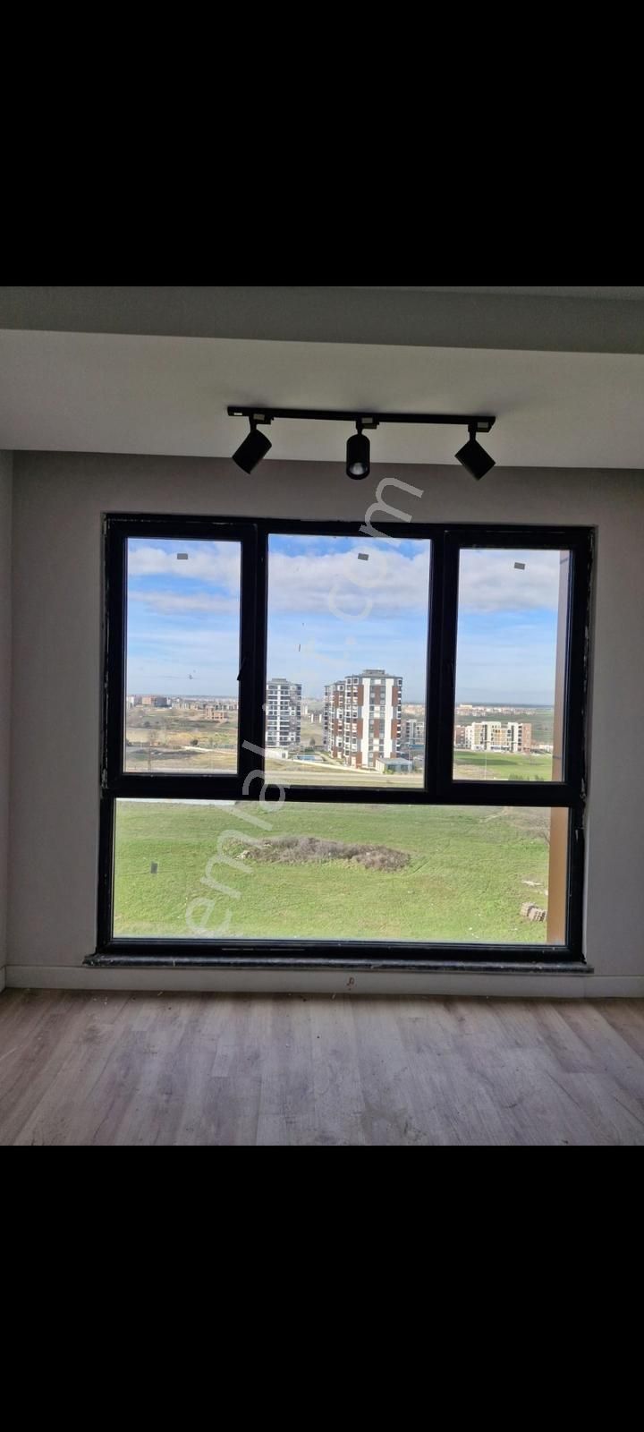 Hürriyet Mah.uysal Lusso'da 9.kat 1+1 Kiralık Daire - Görsel 8