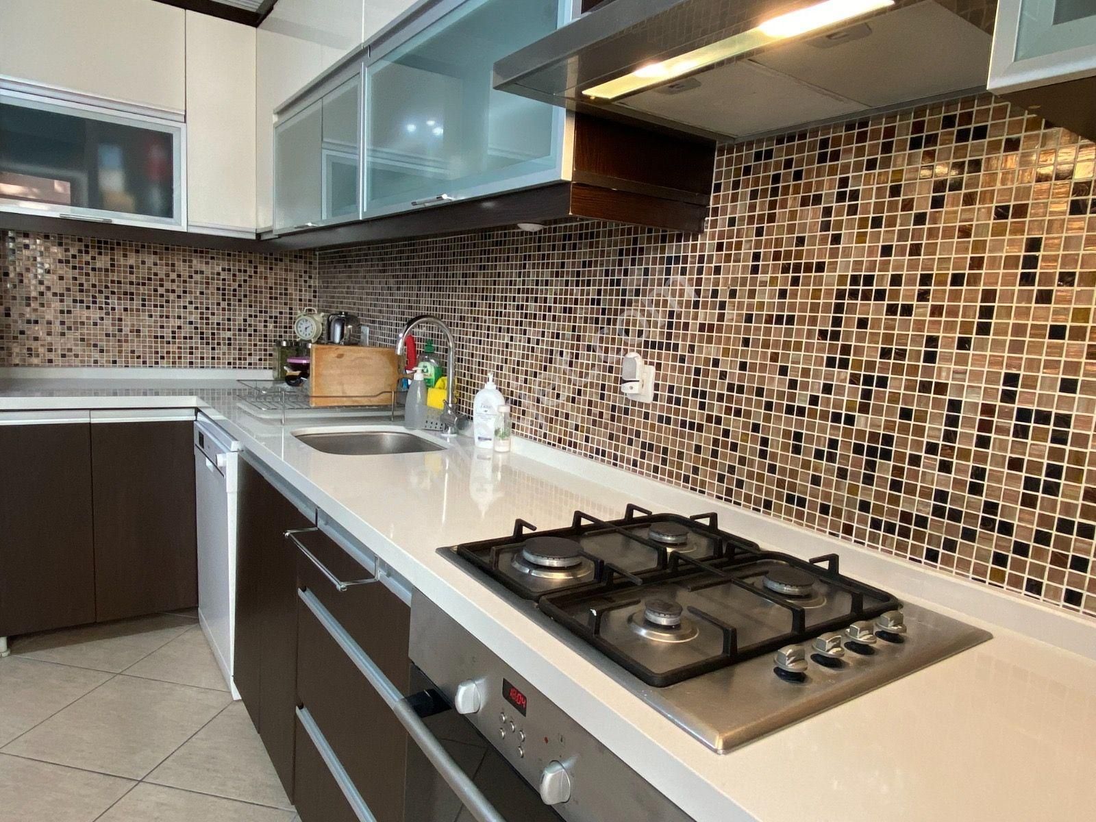 Havuzlu Site İçerisinde Geniş 3+1 - Görsel 5